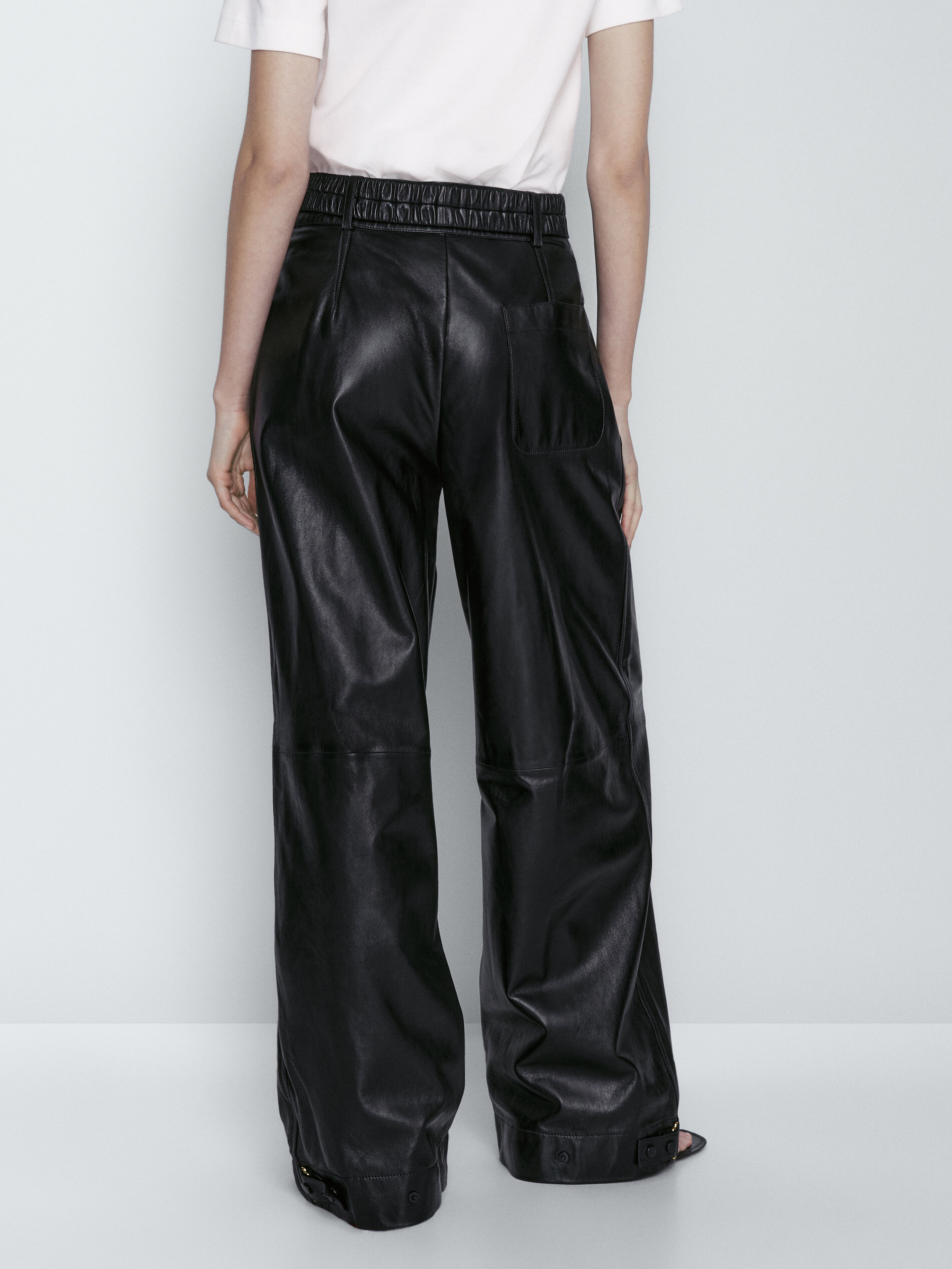 Pantalón ancho piel napa cinturón - NEGRO