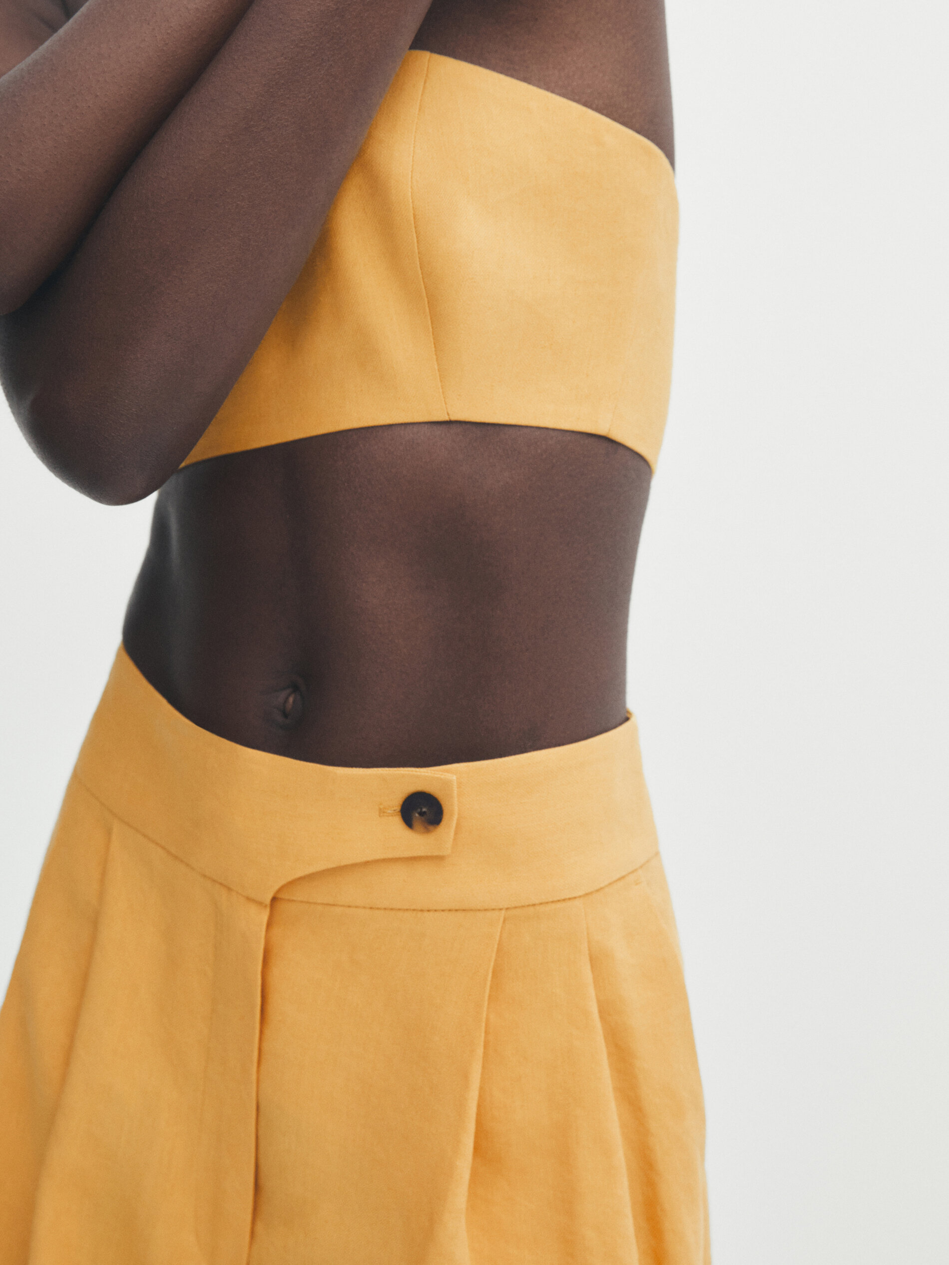 Bermuda larga pinzas - AMARILLO MOSTAZA