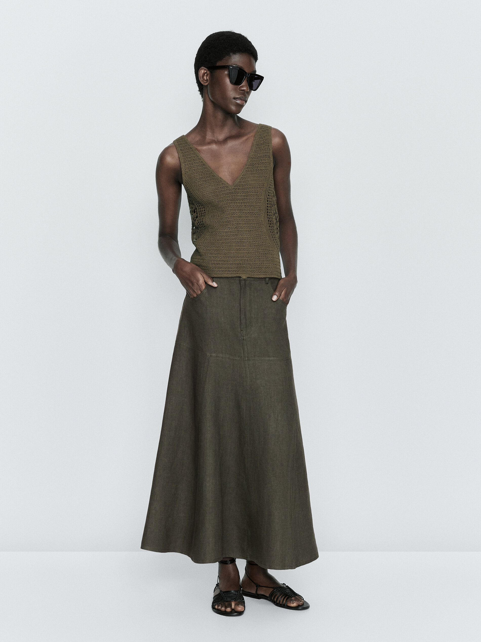 Top crochet escote pico - KAKI