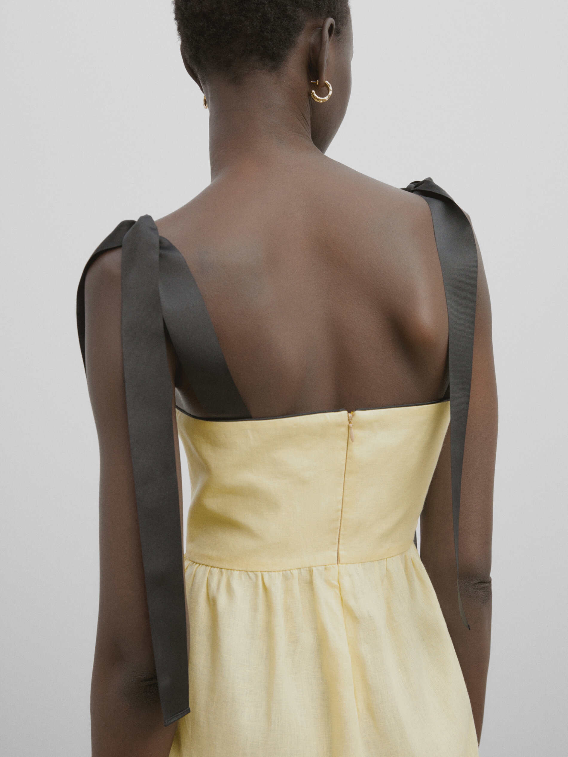 Mono lino tirantes contraste -Studio - AMARILLO