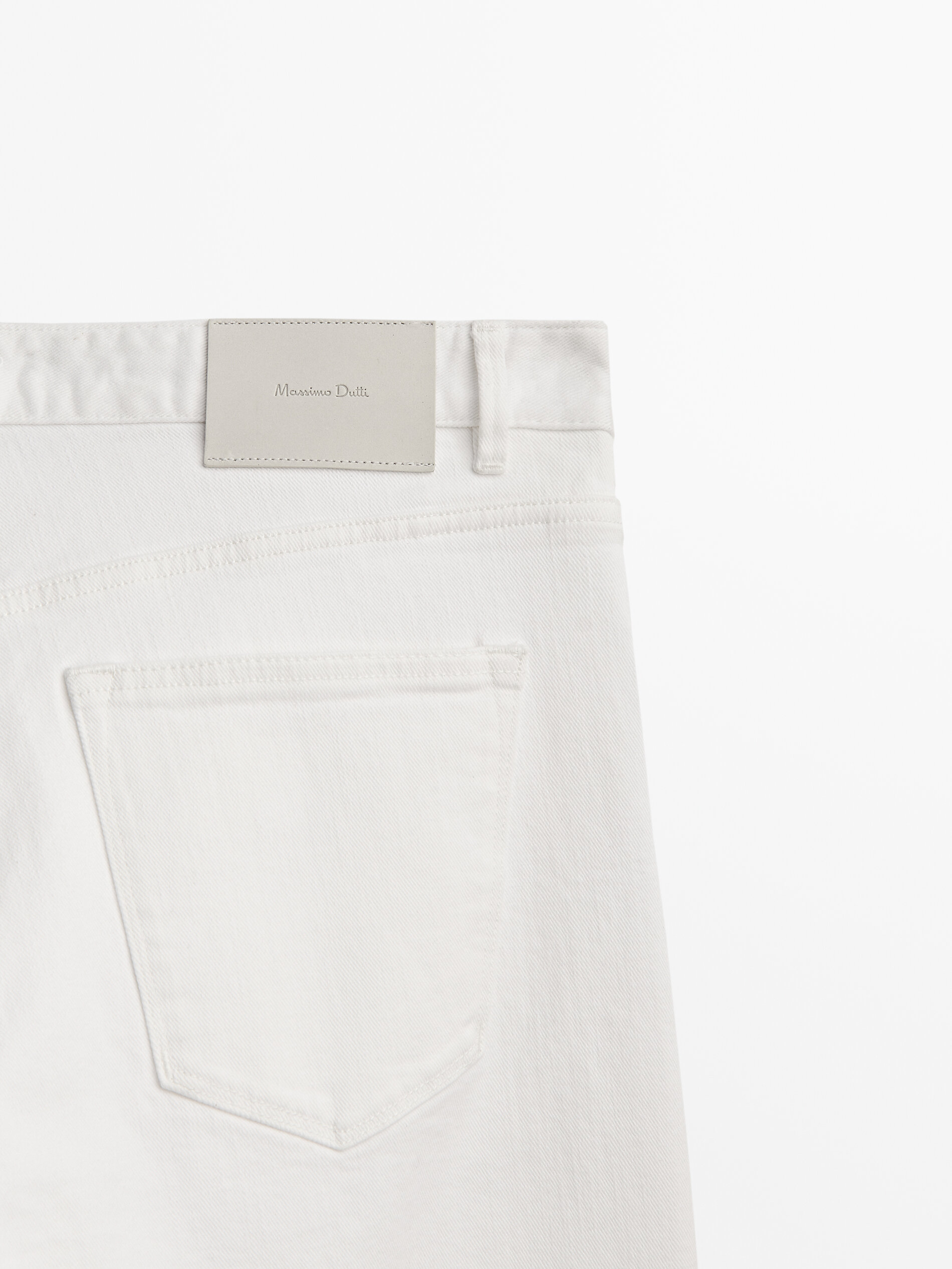 Pantalón vaquero selvedge tapered fit - BLANCO