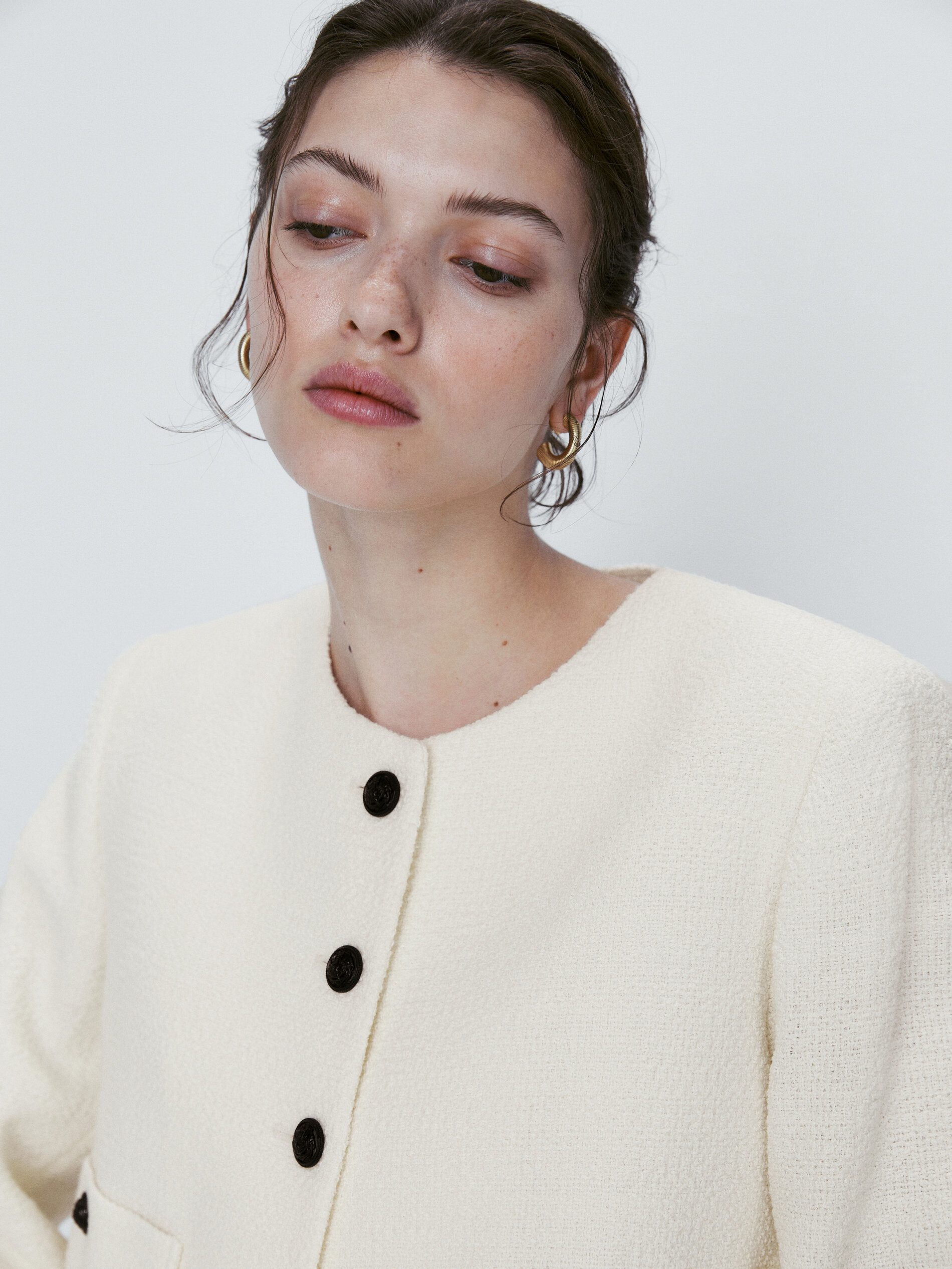 Chaqueta corta botones contraste - CRUDO