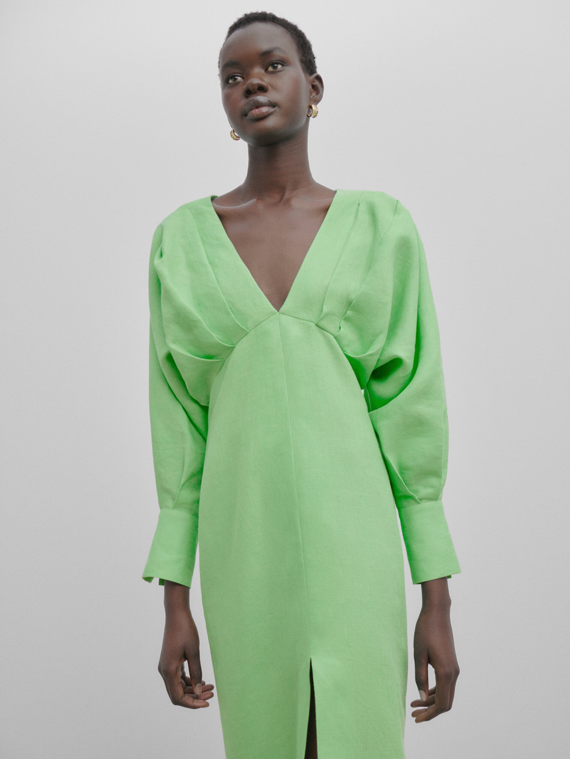 Vestido detalle pliegues abertura -Studio - VERD.MANZ