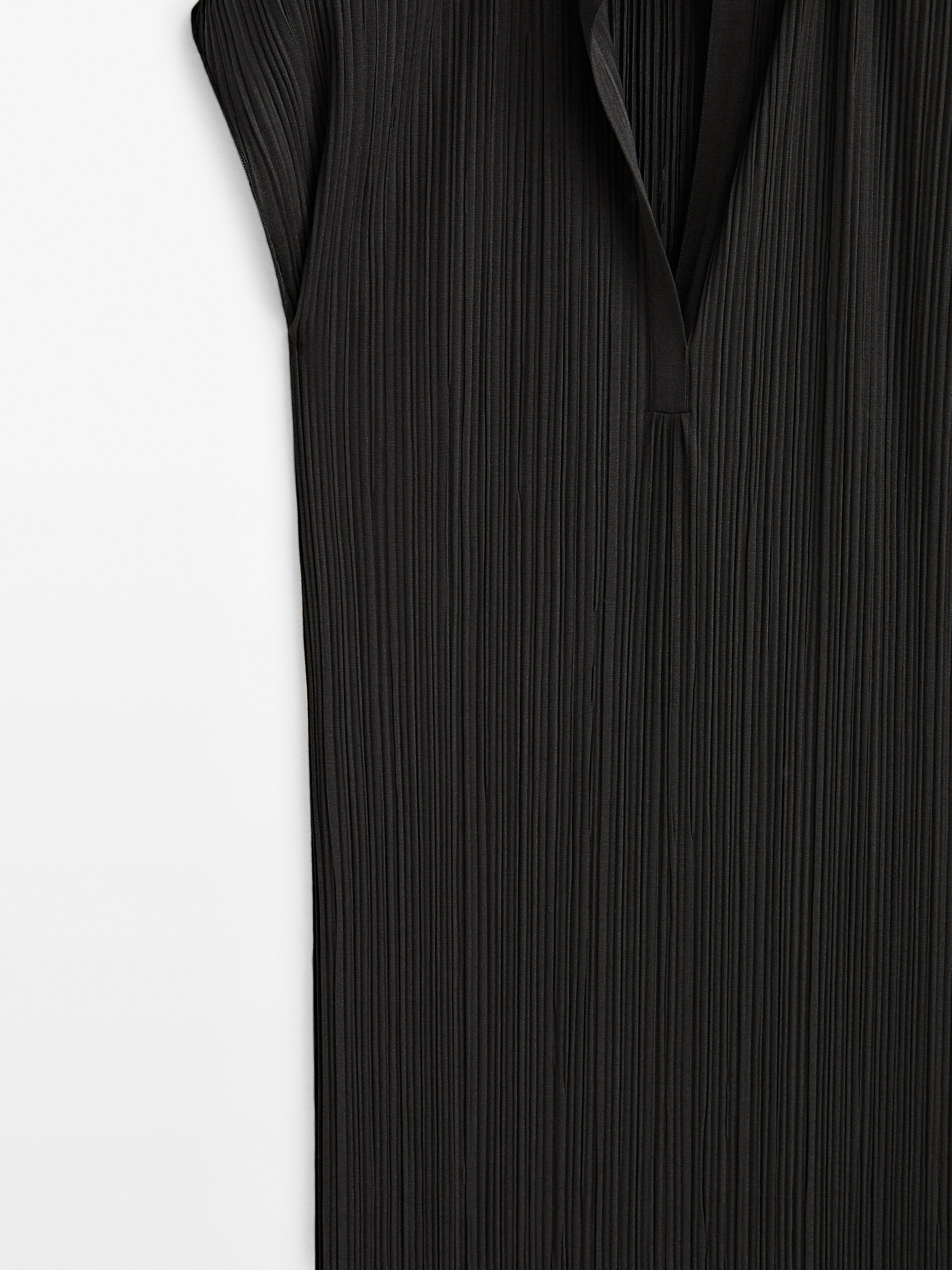 Vestido polo plisado - NEGRO