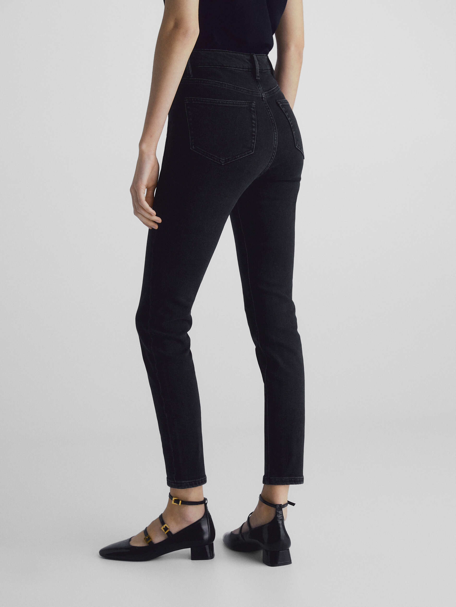 Pantalón vaquero tiro alto skinny fit - NEGRO