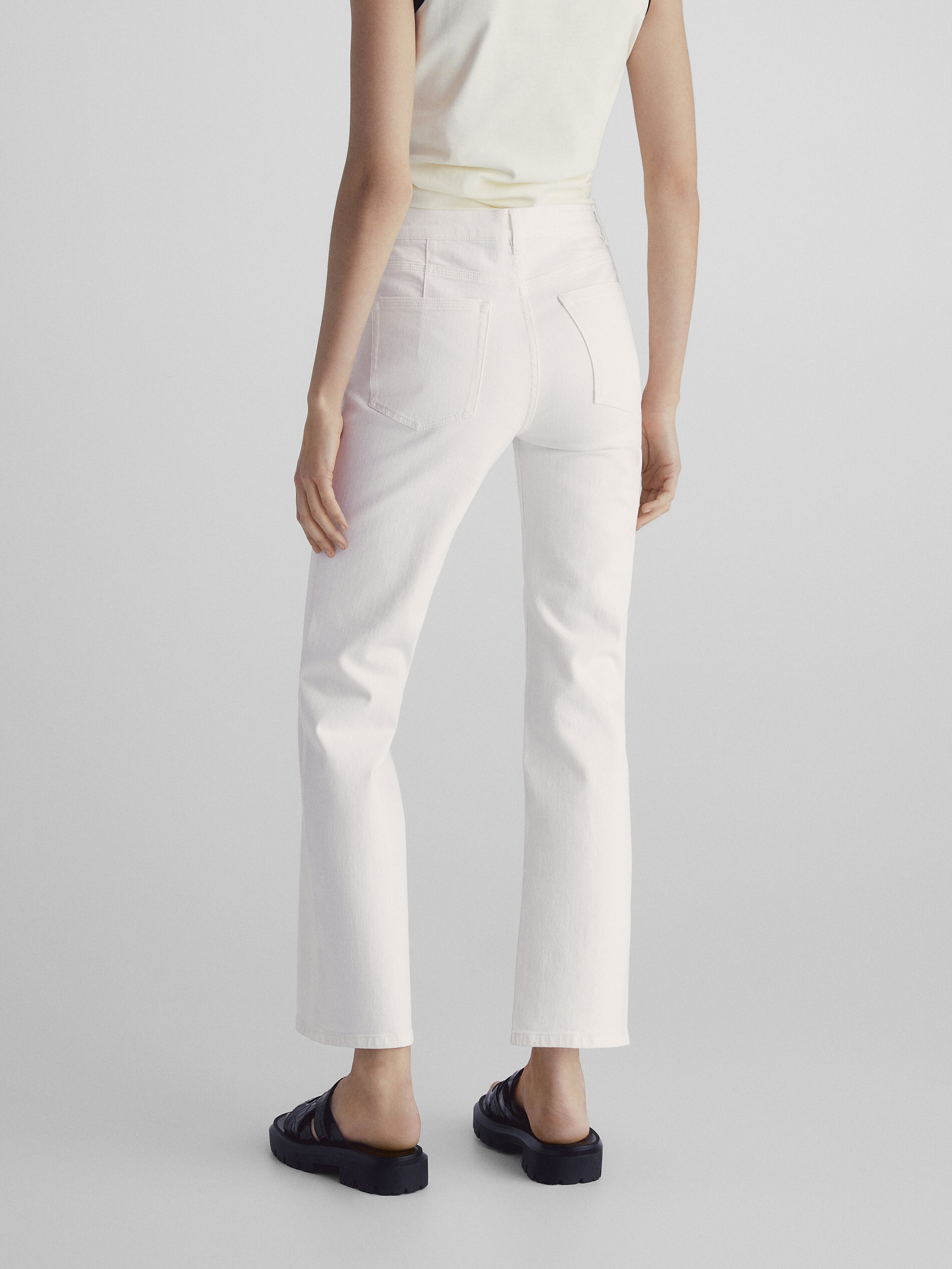 Pantalón vaquero tiro alto flare - CRUDO