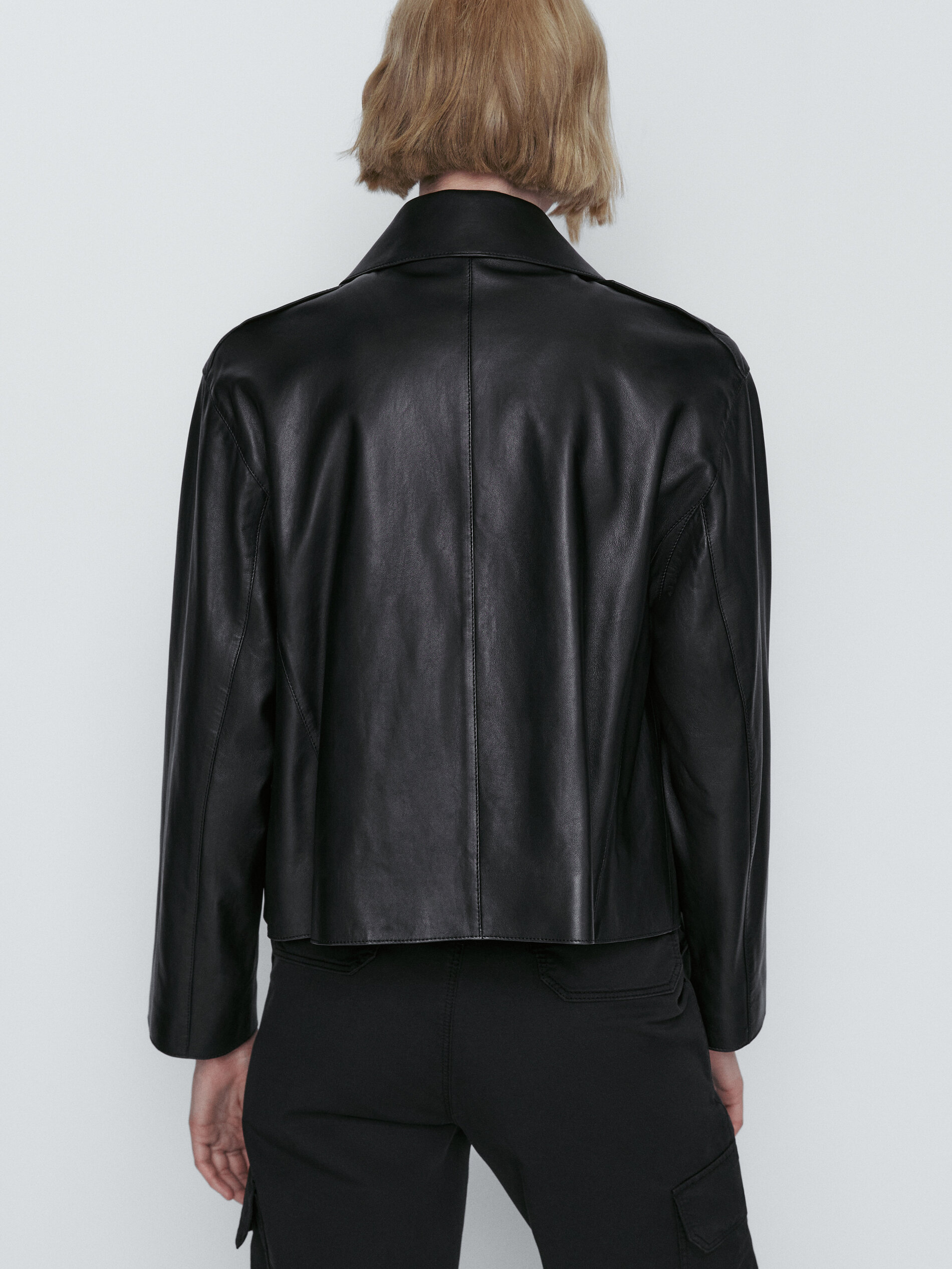 Cazadora piel napa maxi cuello - NEGRO