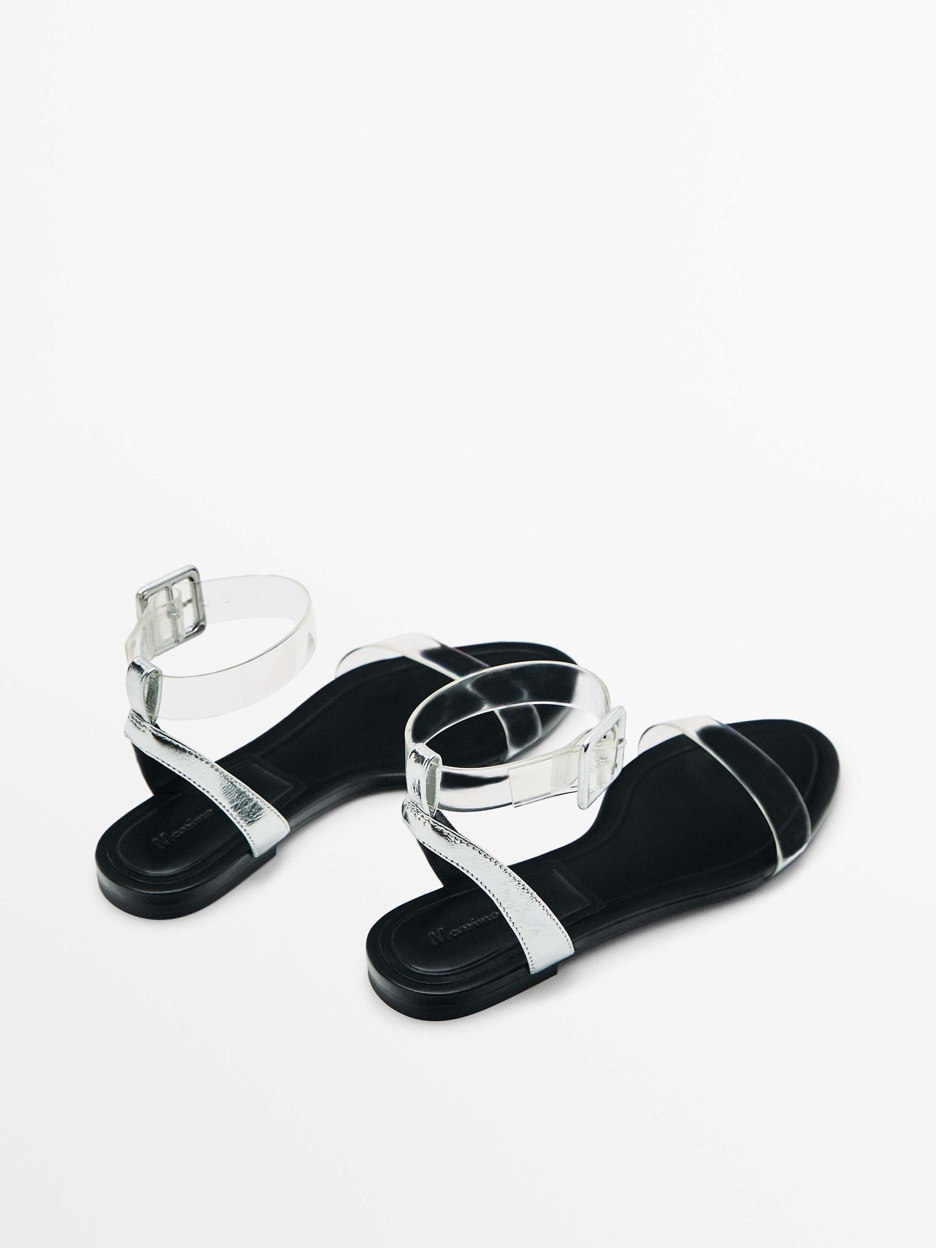 SANDALIA PLANA VINILO - PLATA