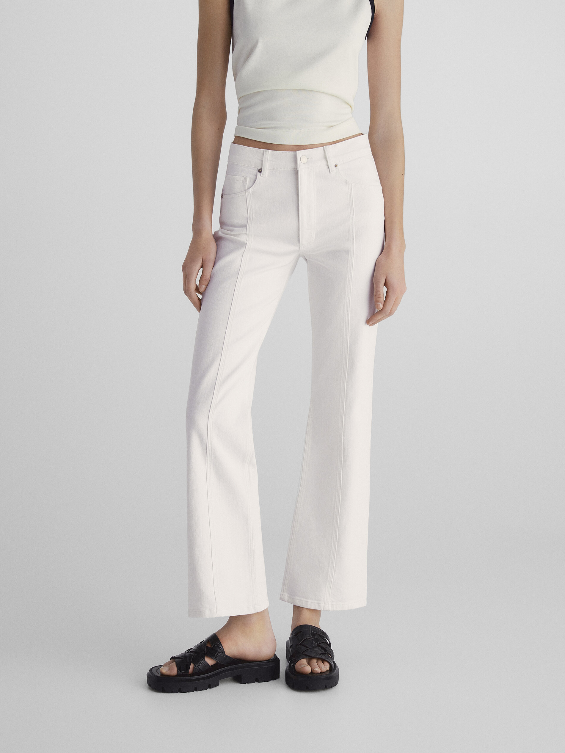 Pantalón vaquero tiro alto flare - CRUDO