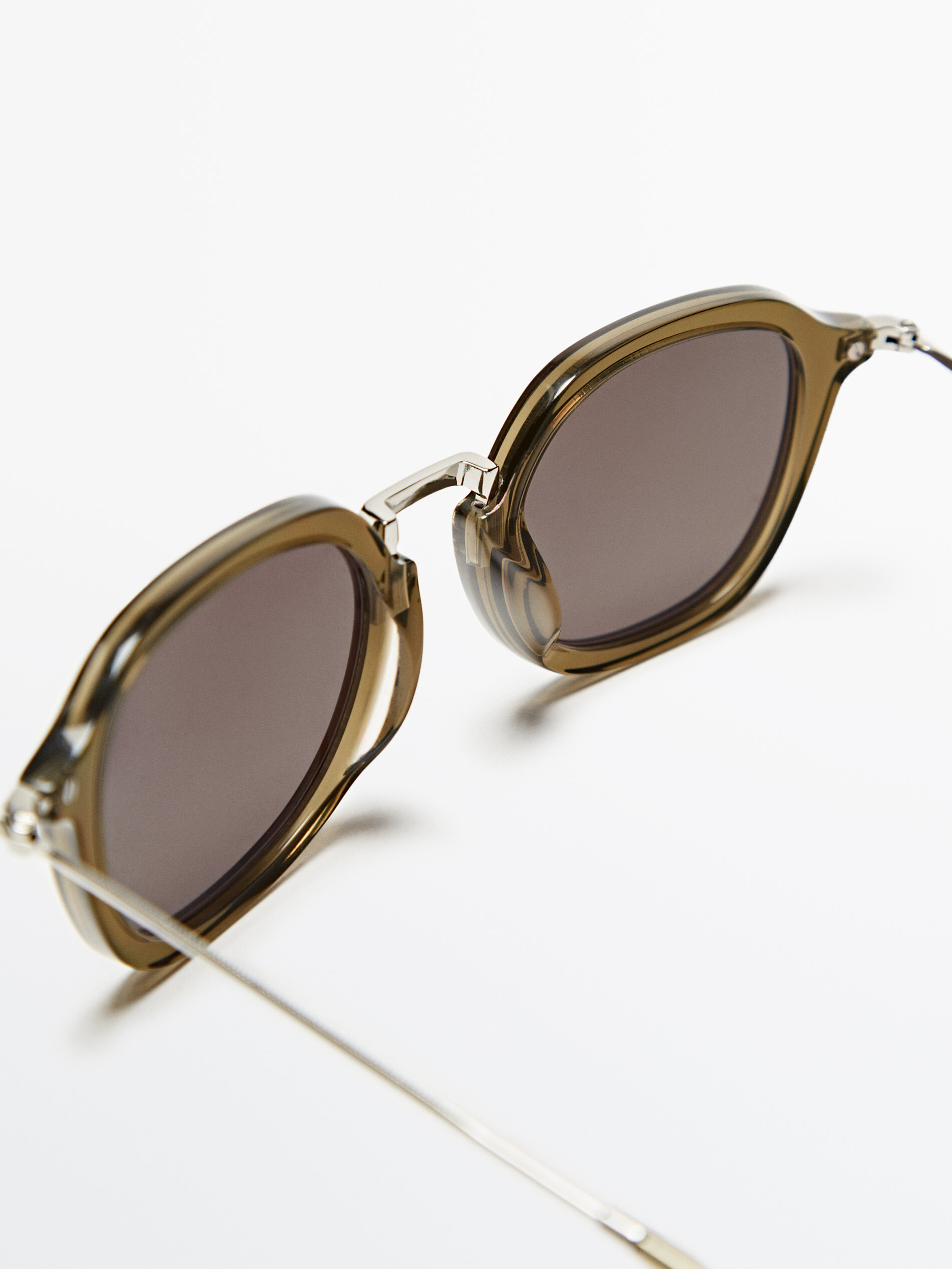 Gafas de sol redondas detalles metálicos - VERDE