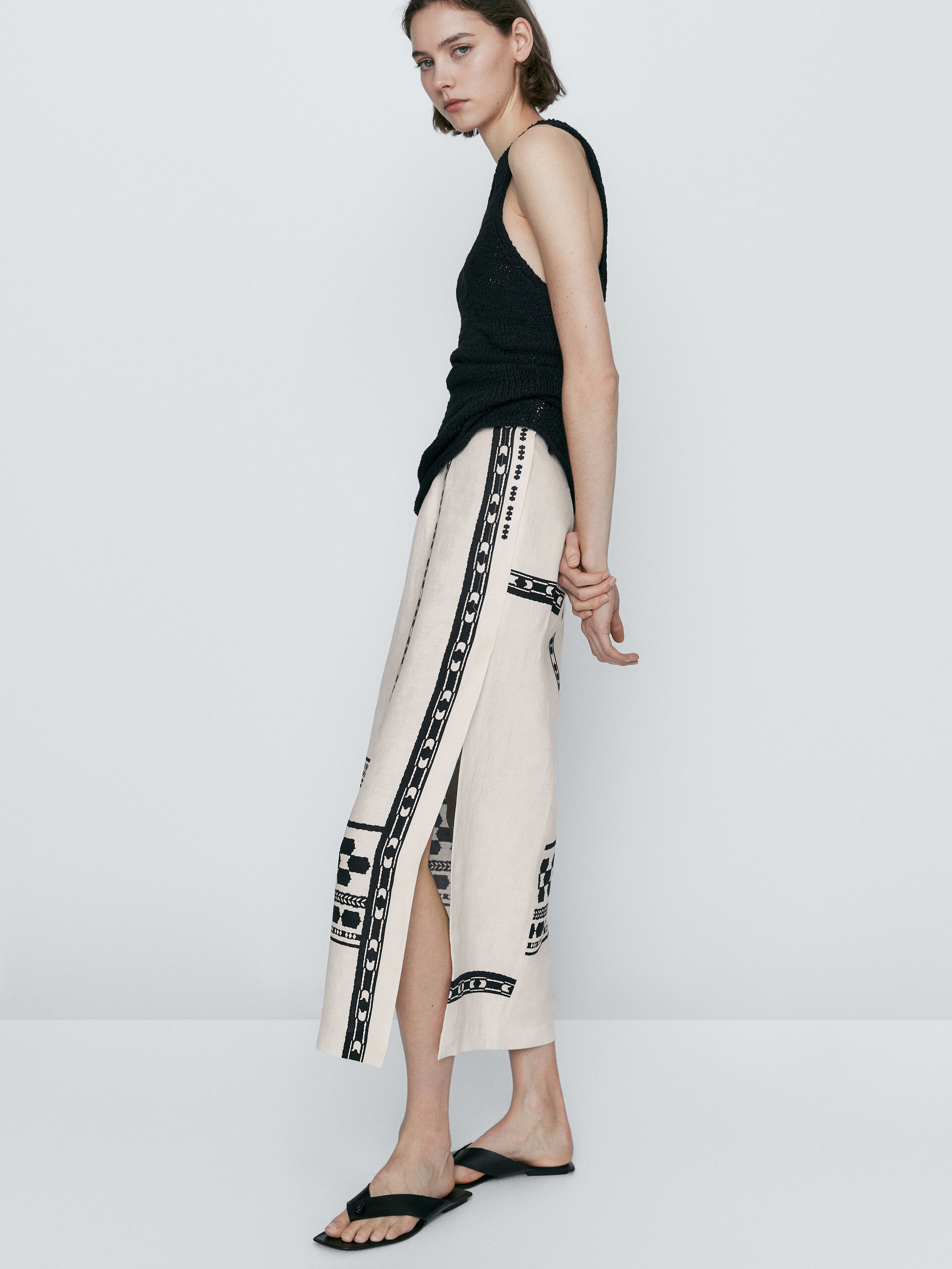 Falda midi abertura detalle cenefa - BLANCO