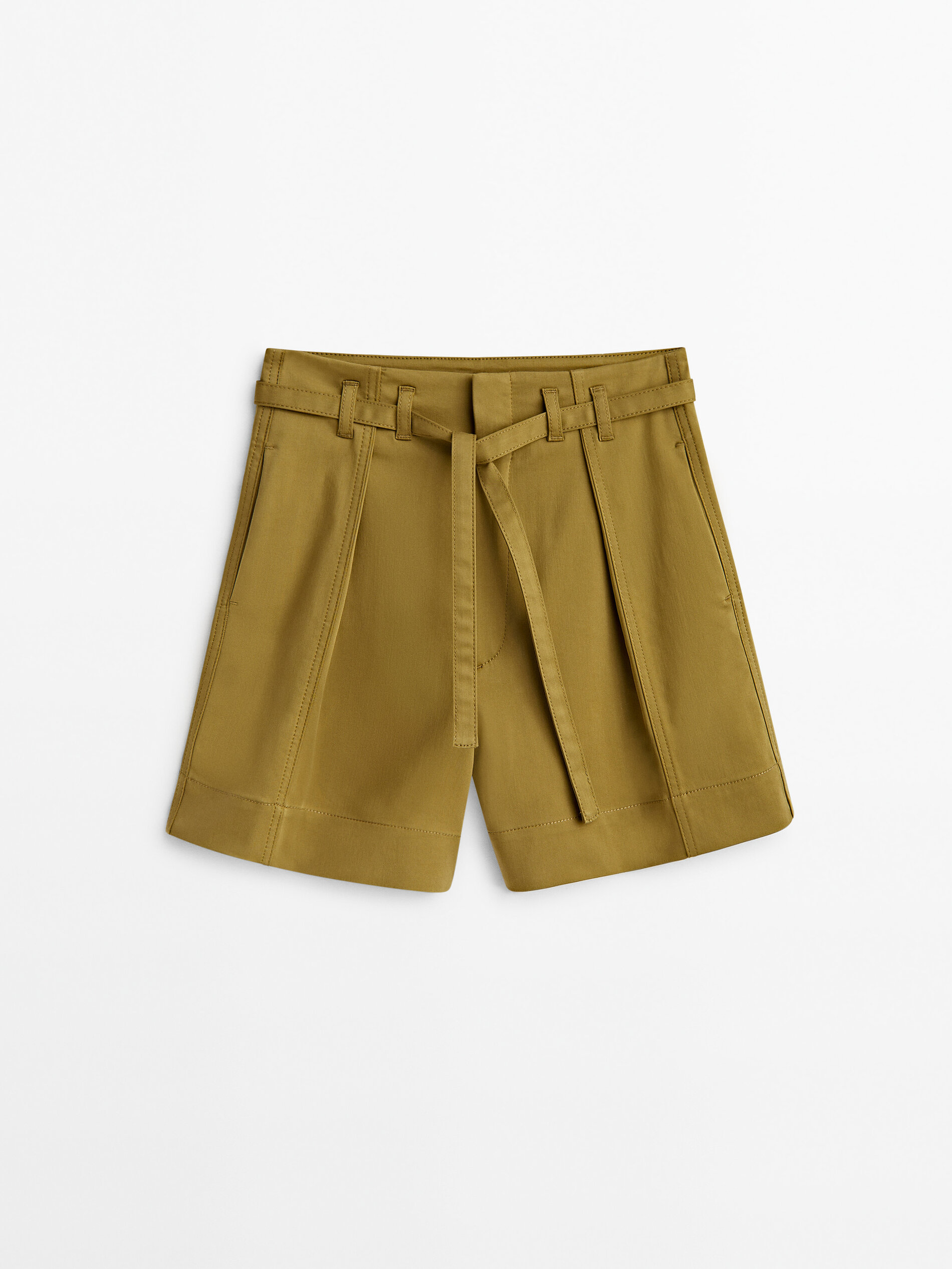 Bermuda pliegues con cinturón - KAKI