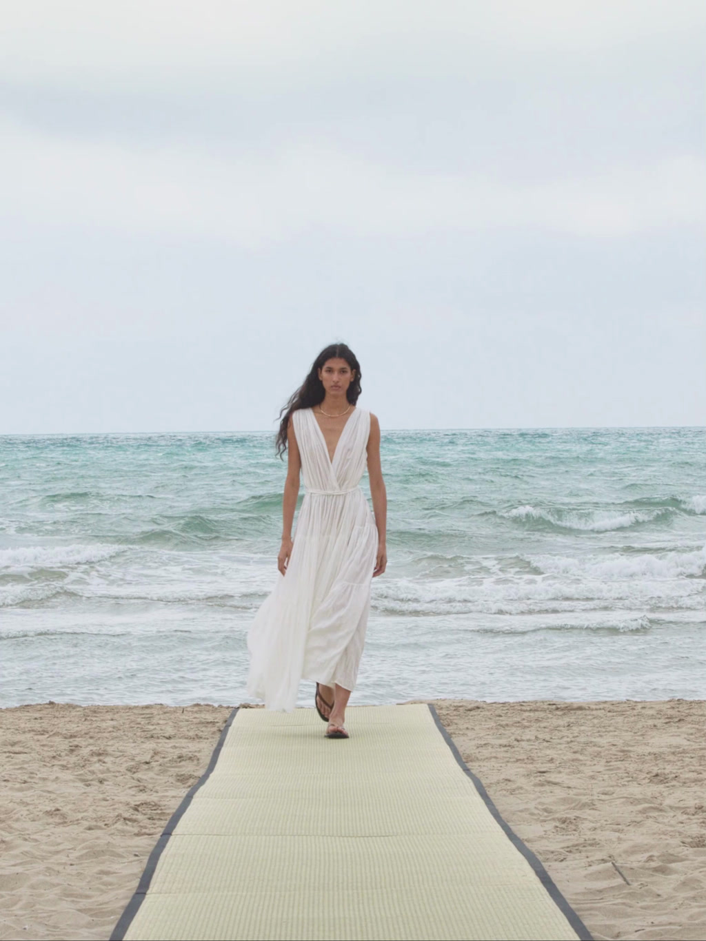 Vestido plisado cordón - BLANCO