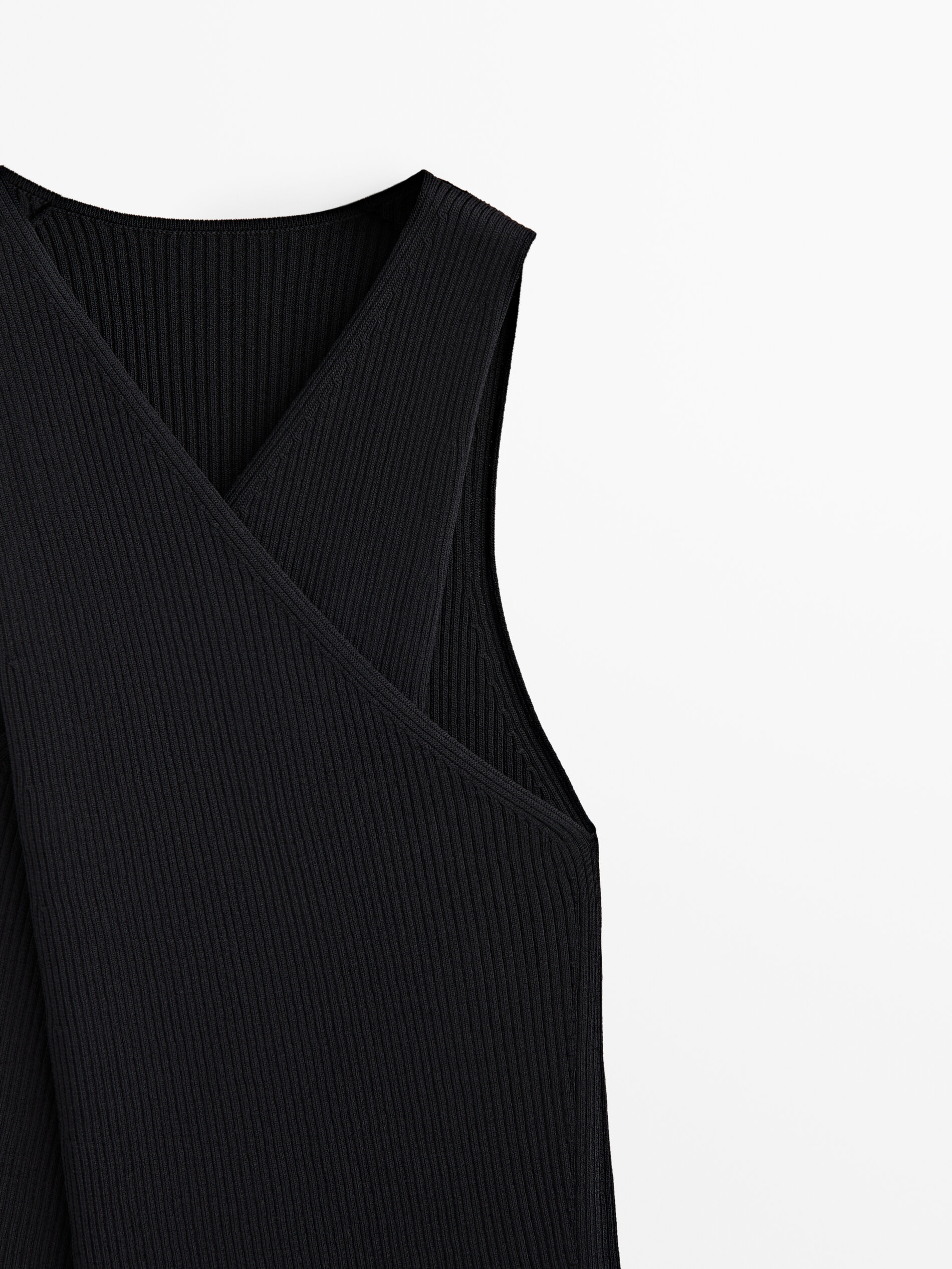 Top cruzado canalé - NEGRO