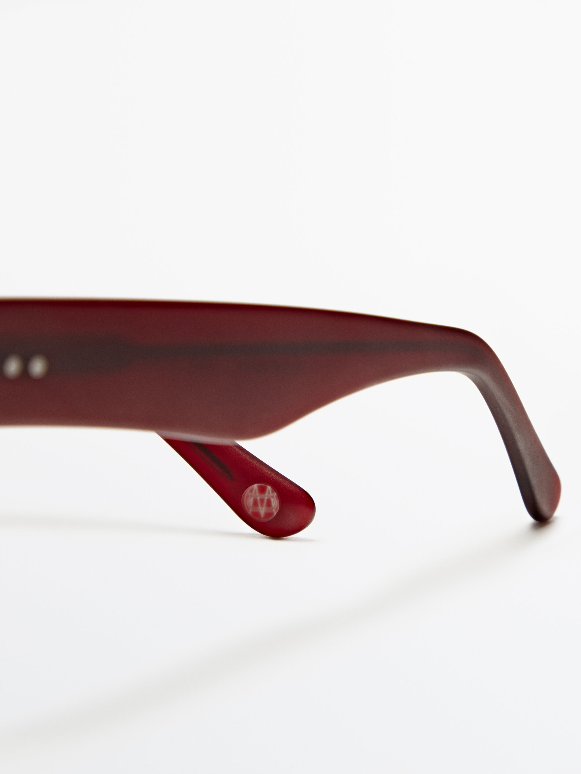 Gafas de sol burdeos ovaladas - BURDEOS