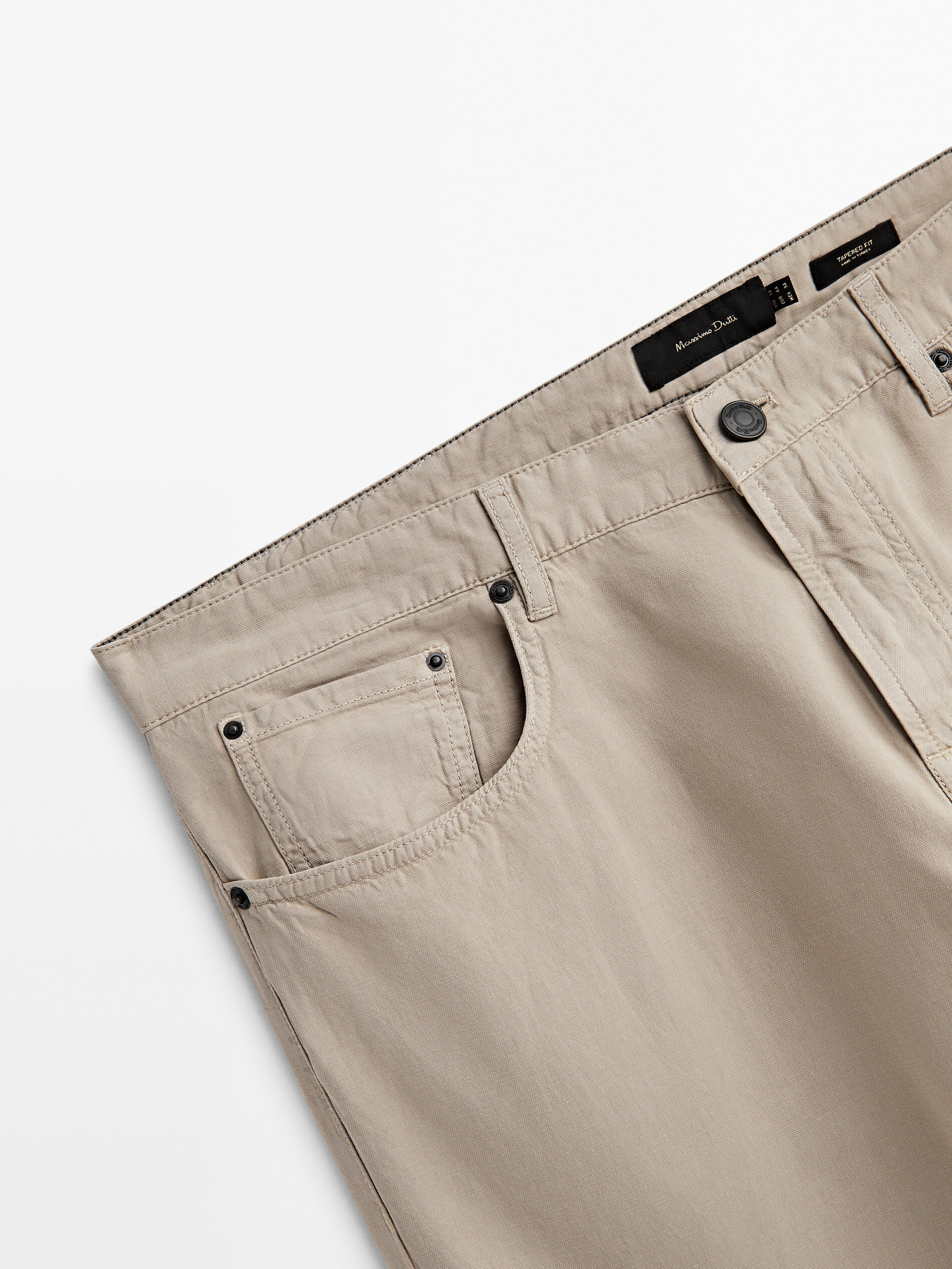 Pantalón vaquero tapered fit - BEIGE