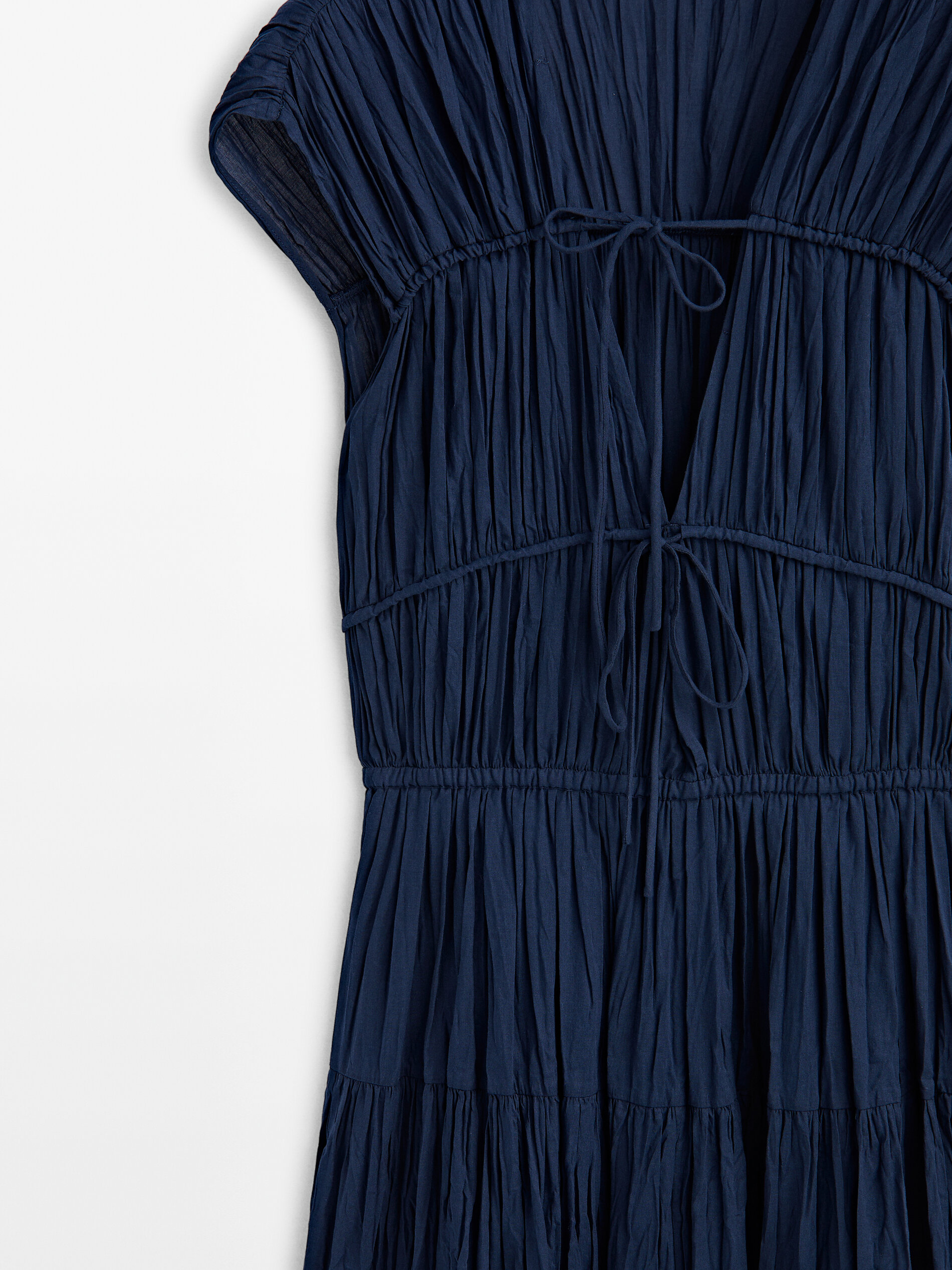 Vestido plisado detalle lazos - AZUL MARINO