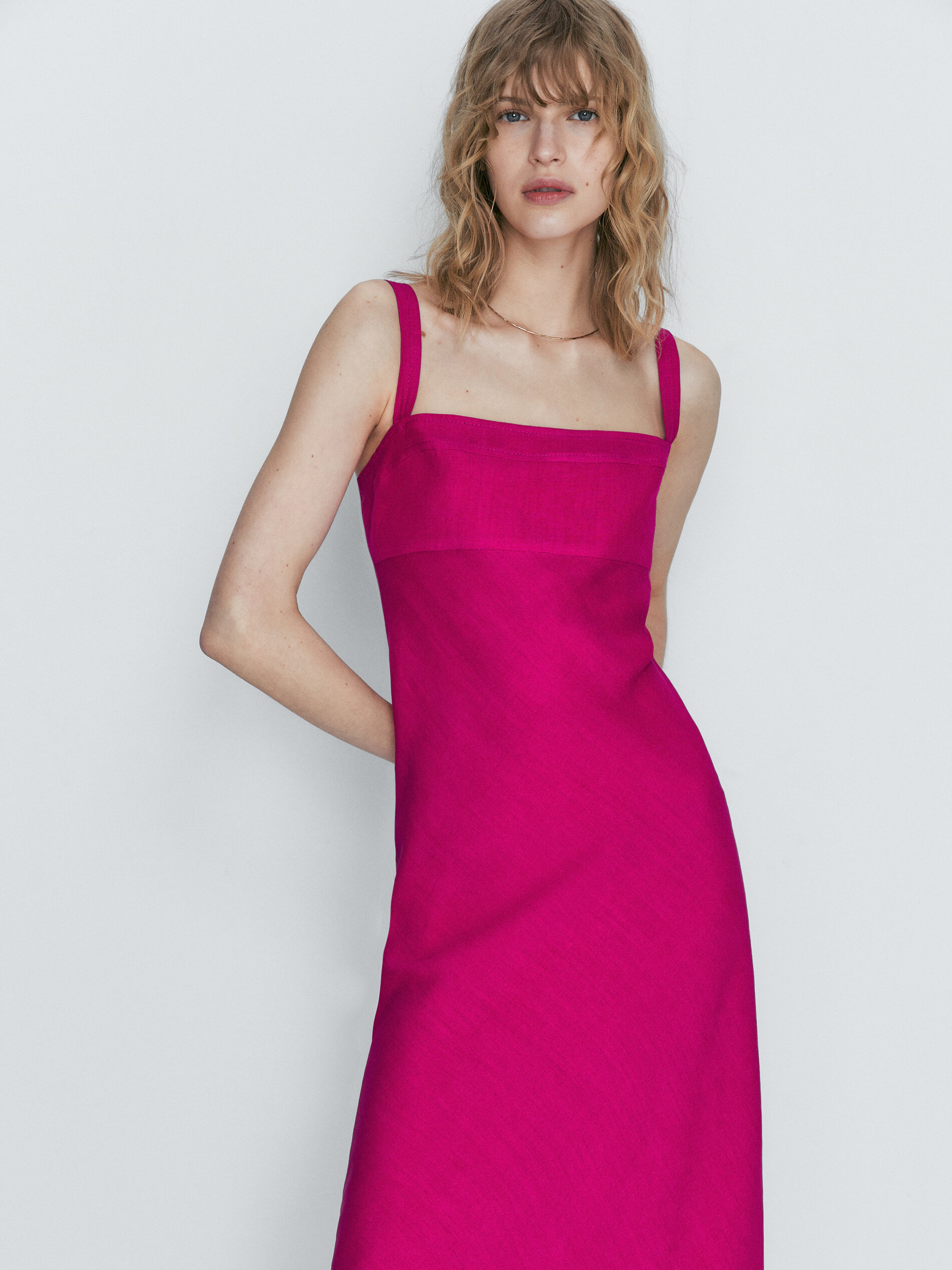 Vestido midi con lino tirantes - Buganvilla