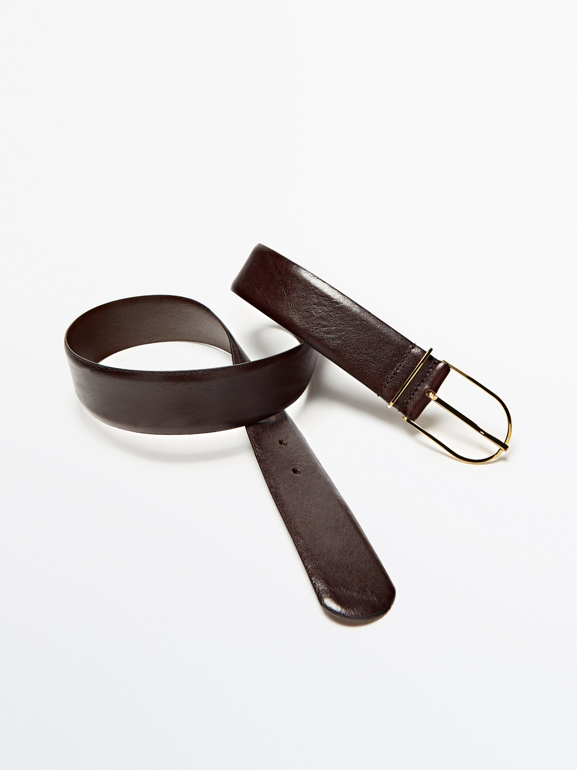 Cinturón piel hebilla dorada - MARRÓN