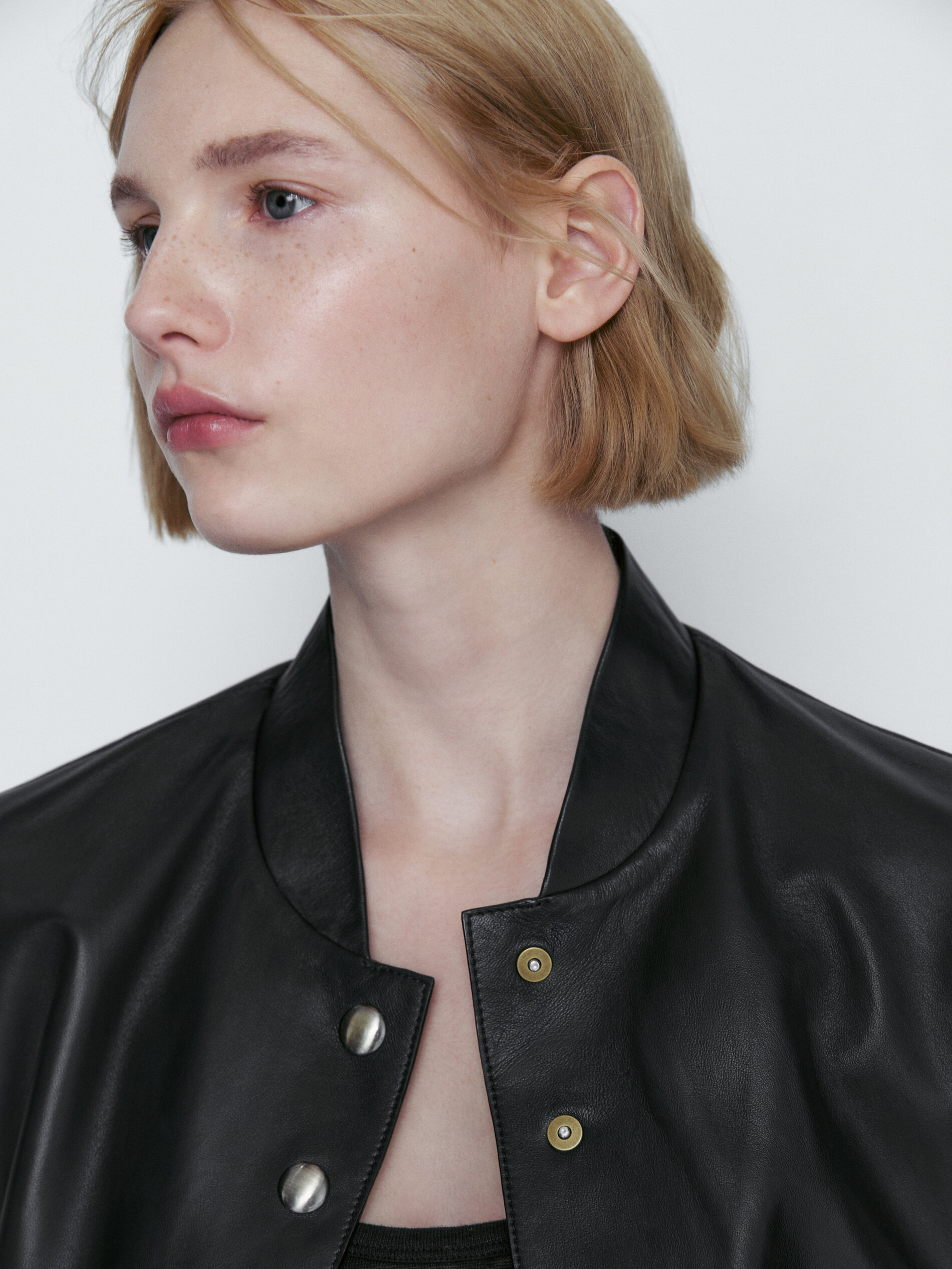 Chaqueta bomber piel napa botones - NEGRO