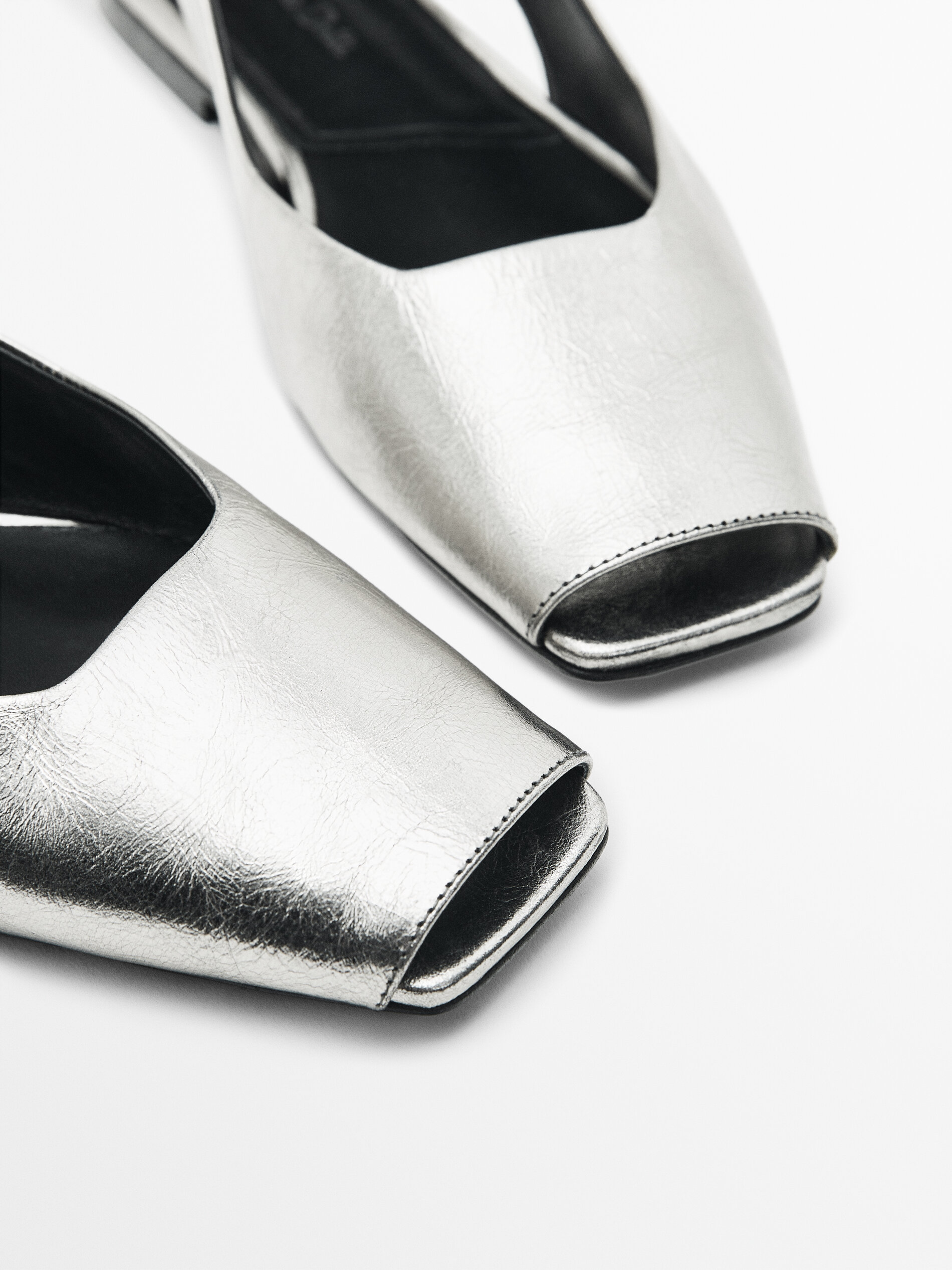 Zapato plano piel destalonado metalizado - PLATA