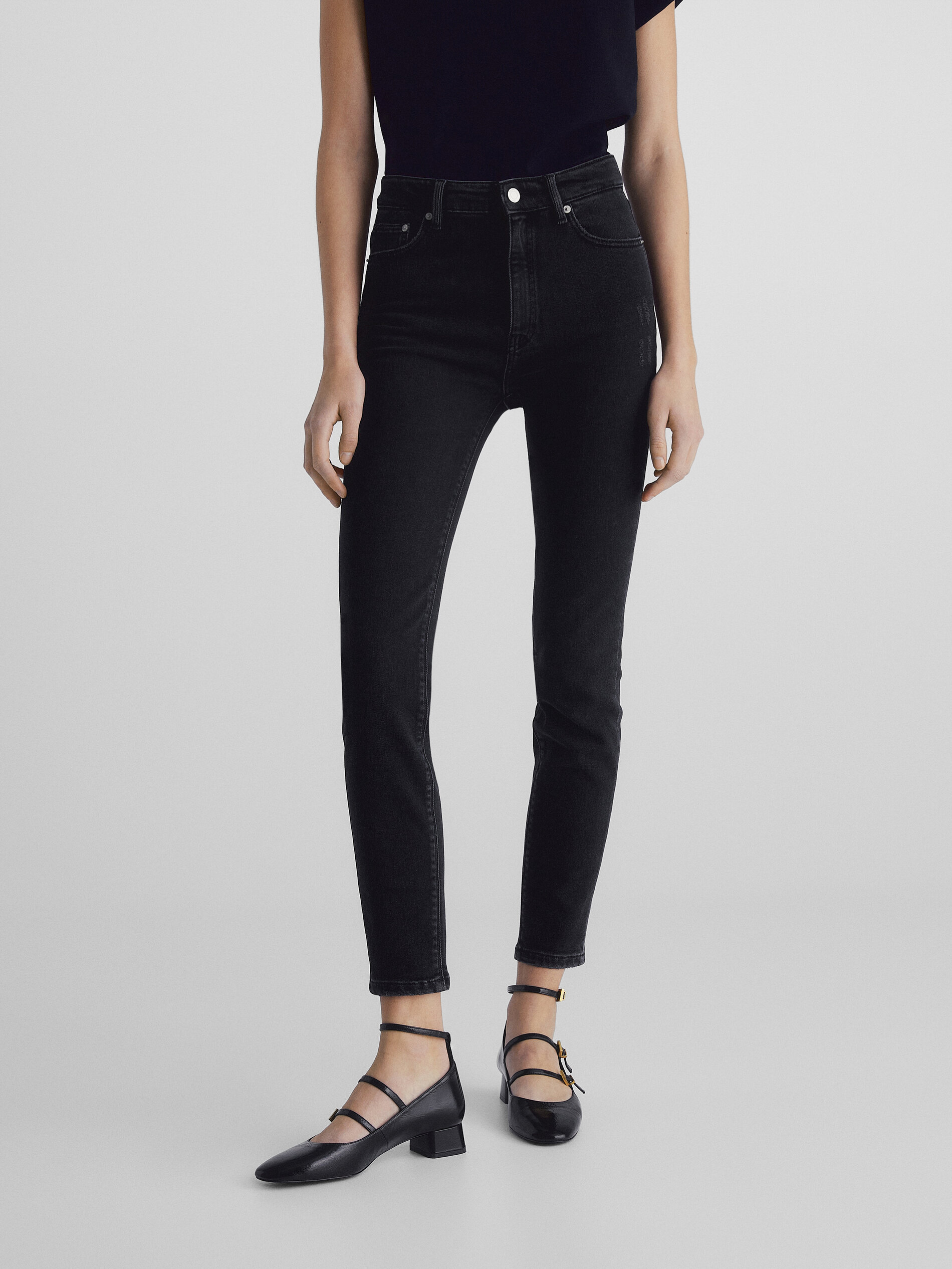 Pantalón vaquero tiro alto skinny fit - NEGRO