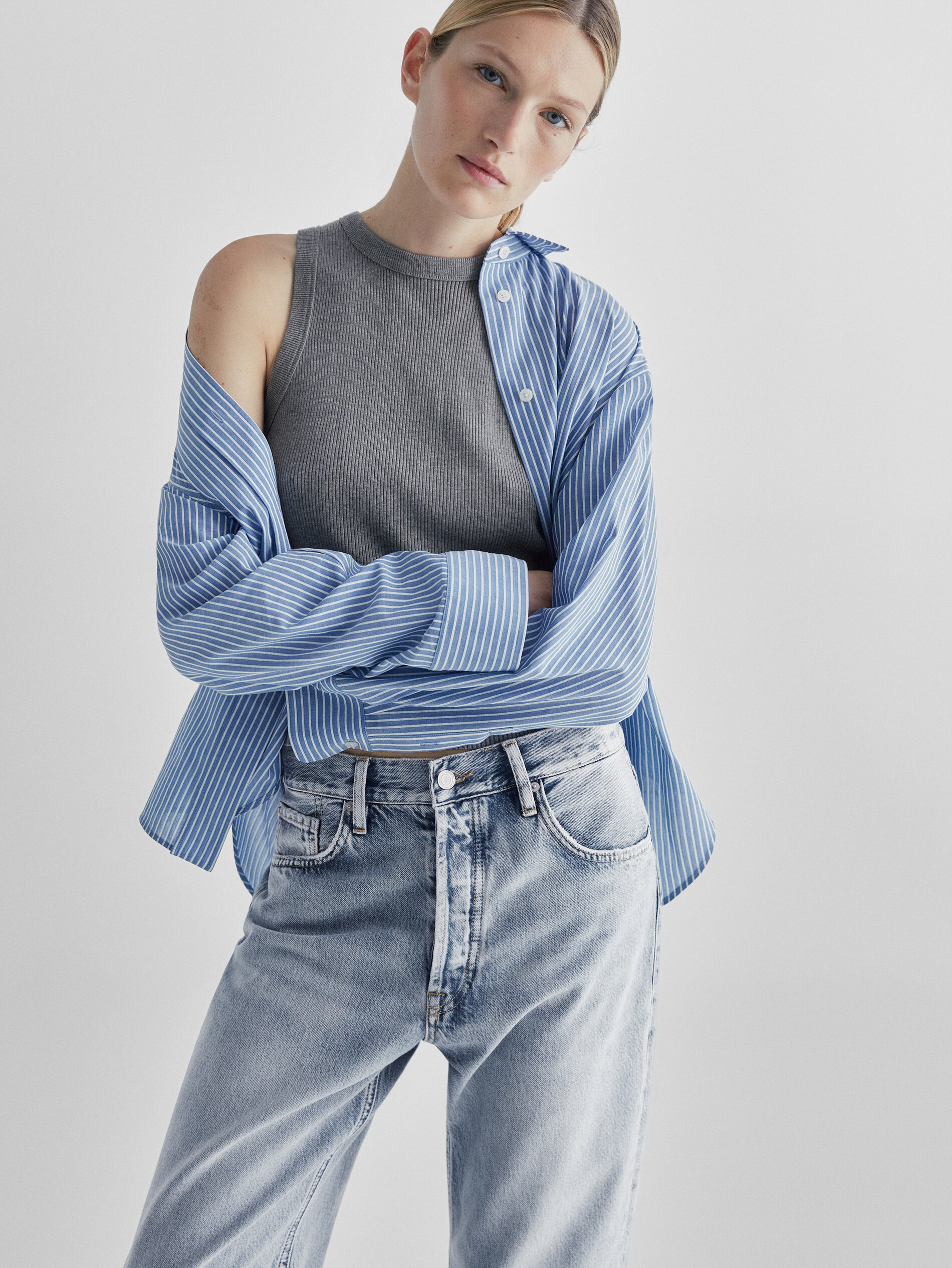 Pantalón vaquero tiro alto corte recto - Azul Claro