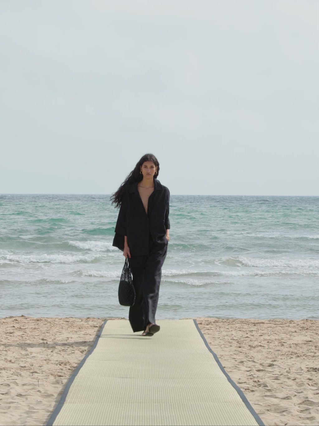 Sobrecamisa lino pliegue espalda - NEGRO