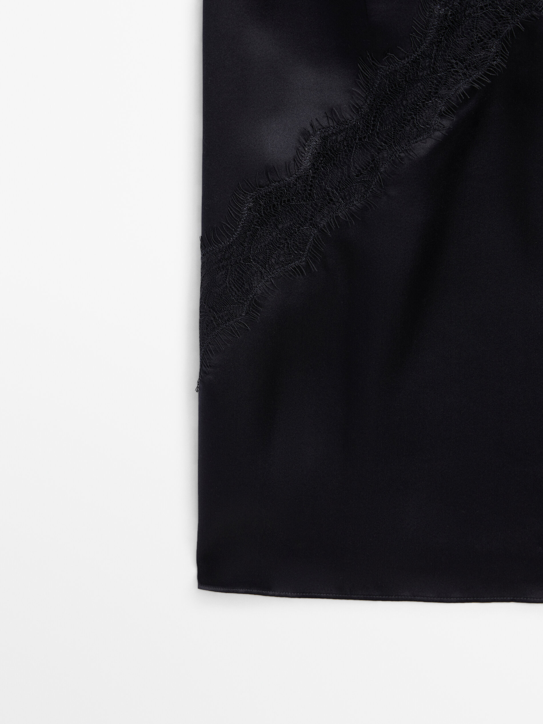 Top lencero detalle encaje -Studio - AZUL OSCURO