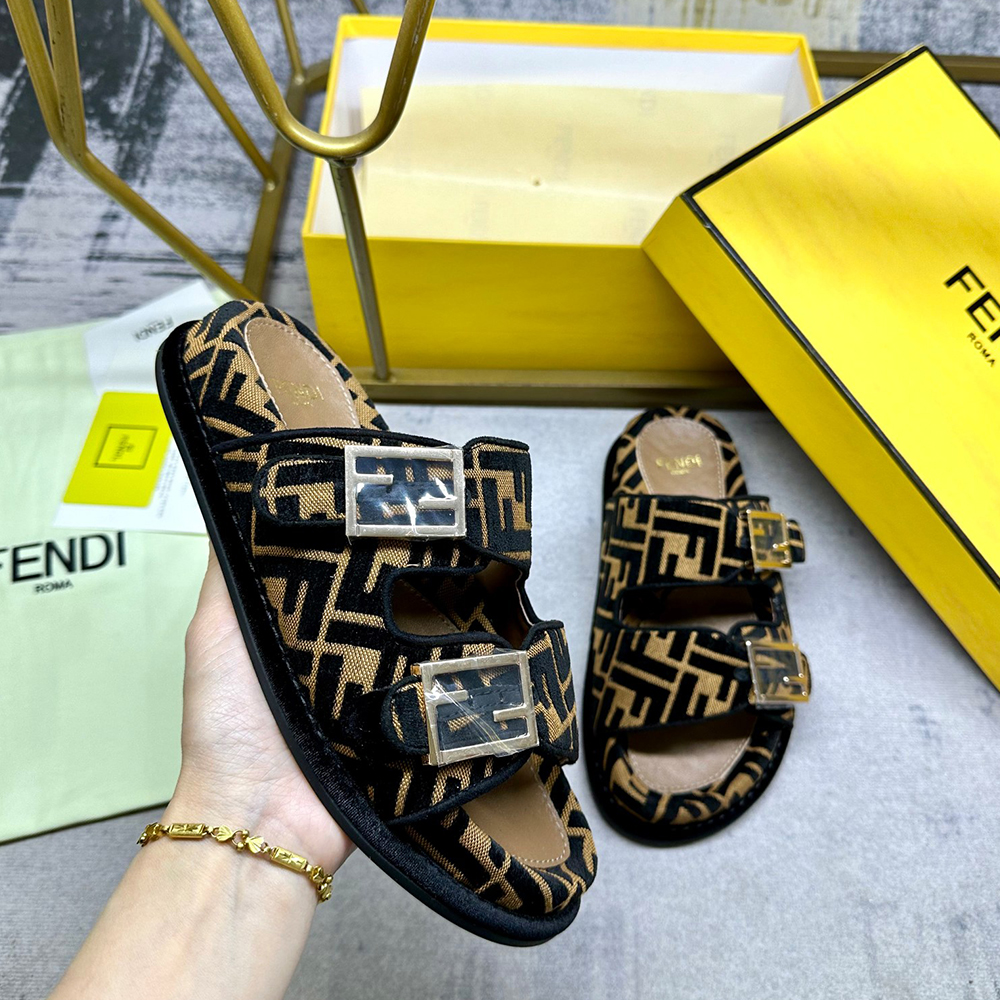 Fendi Feel cotton fibre slides (Replica)