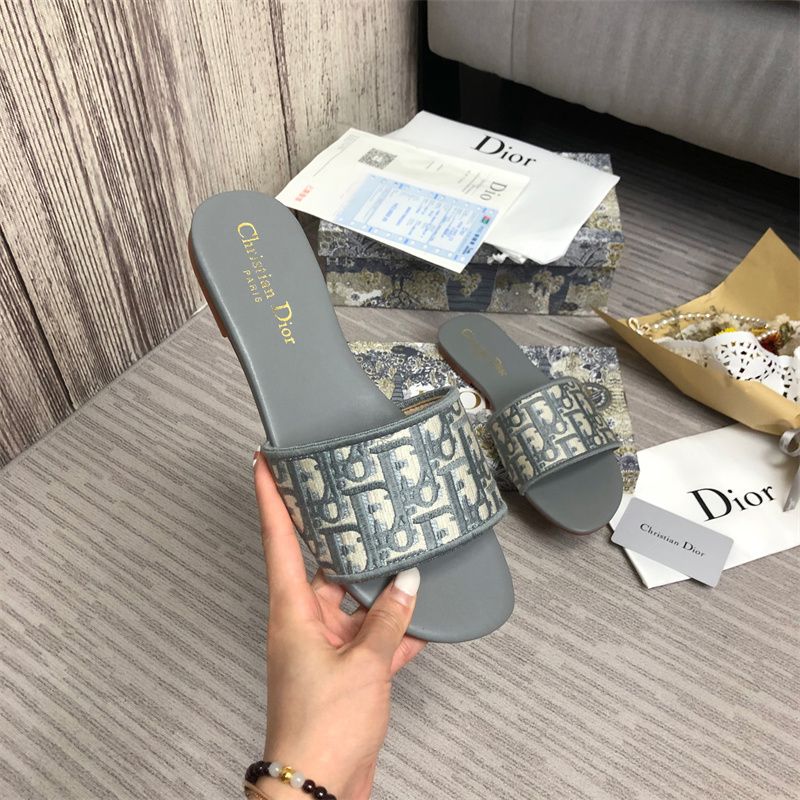 Dior DWAY Slide Slipper Sandals (Replica)
