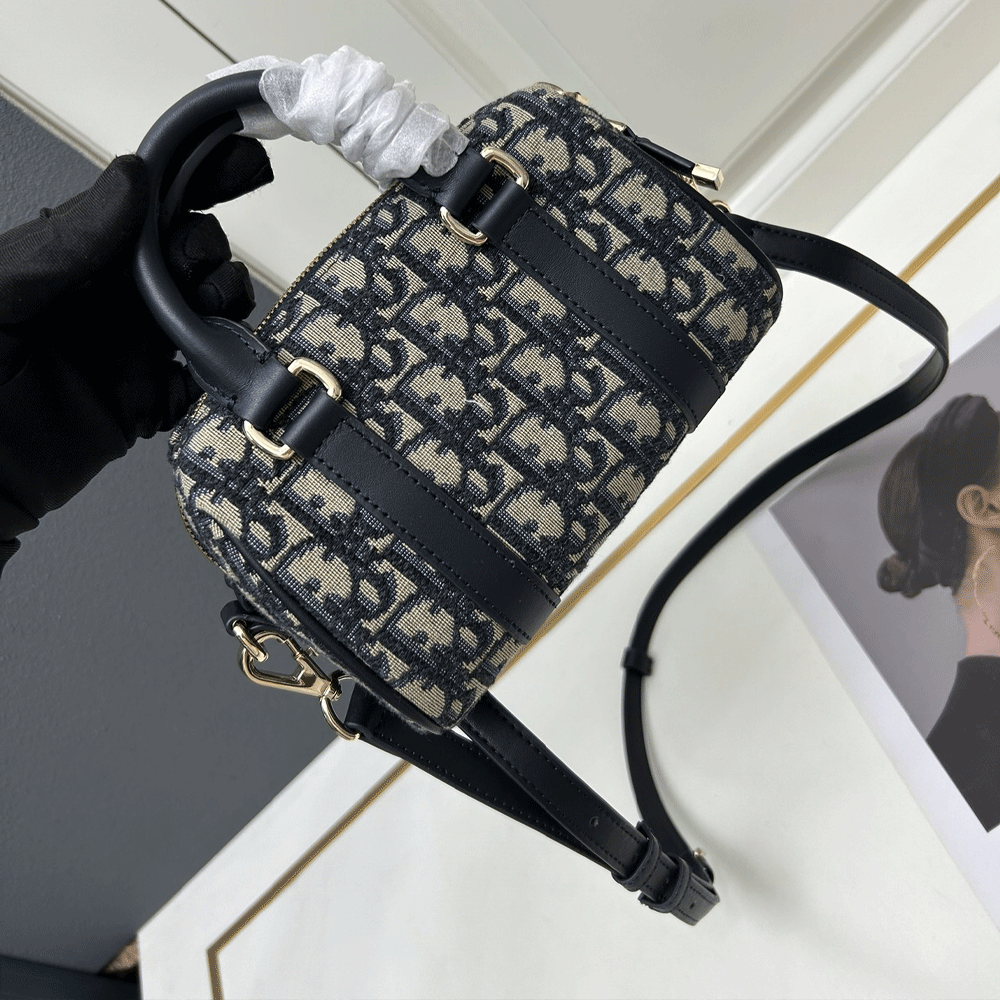 Dior Groove 20 Handbag（Replica）