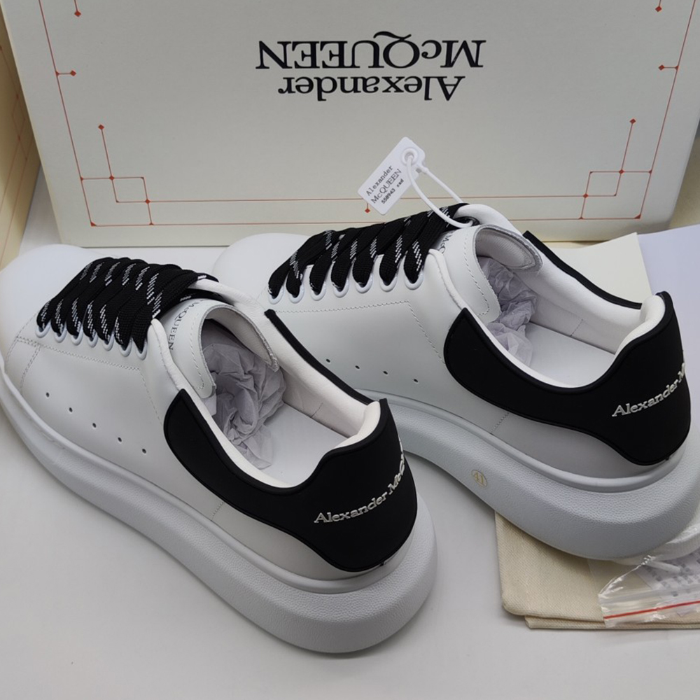 Alexander McQueen‘Larry’sneakers  (Replica)