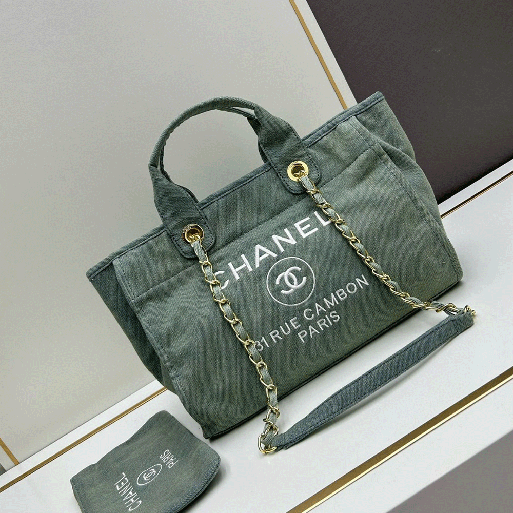 Chanel Large Beach Bag （Replica）