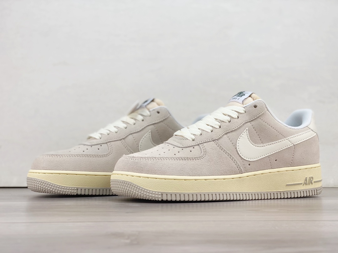 Nike Air Force Light Biege White