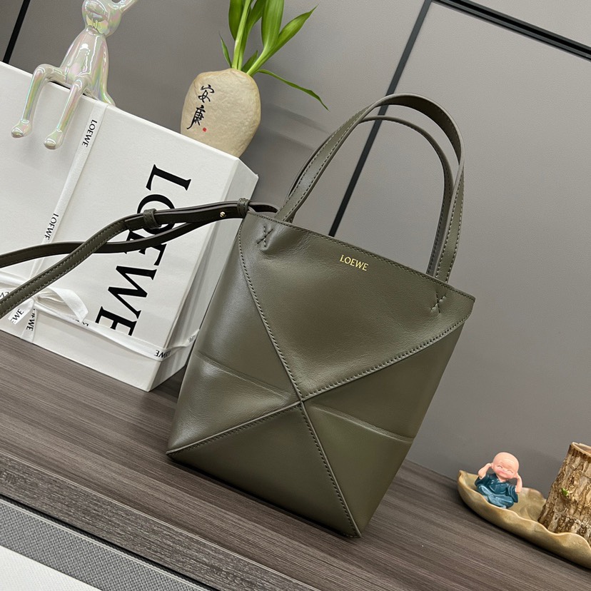Loewe Mini Puzzle Fold Tote in shiny calfskin Green(Replica)