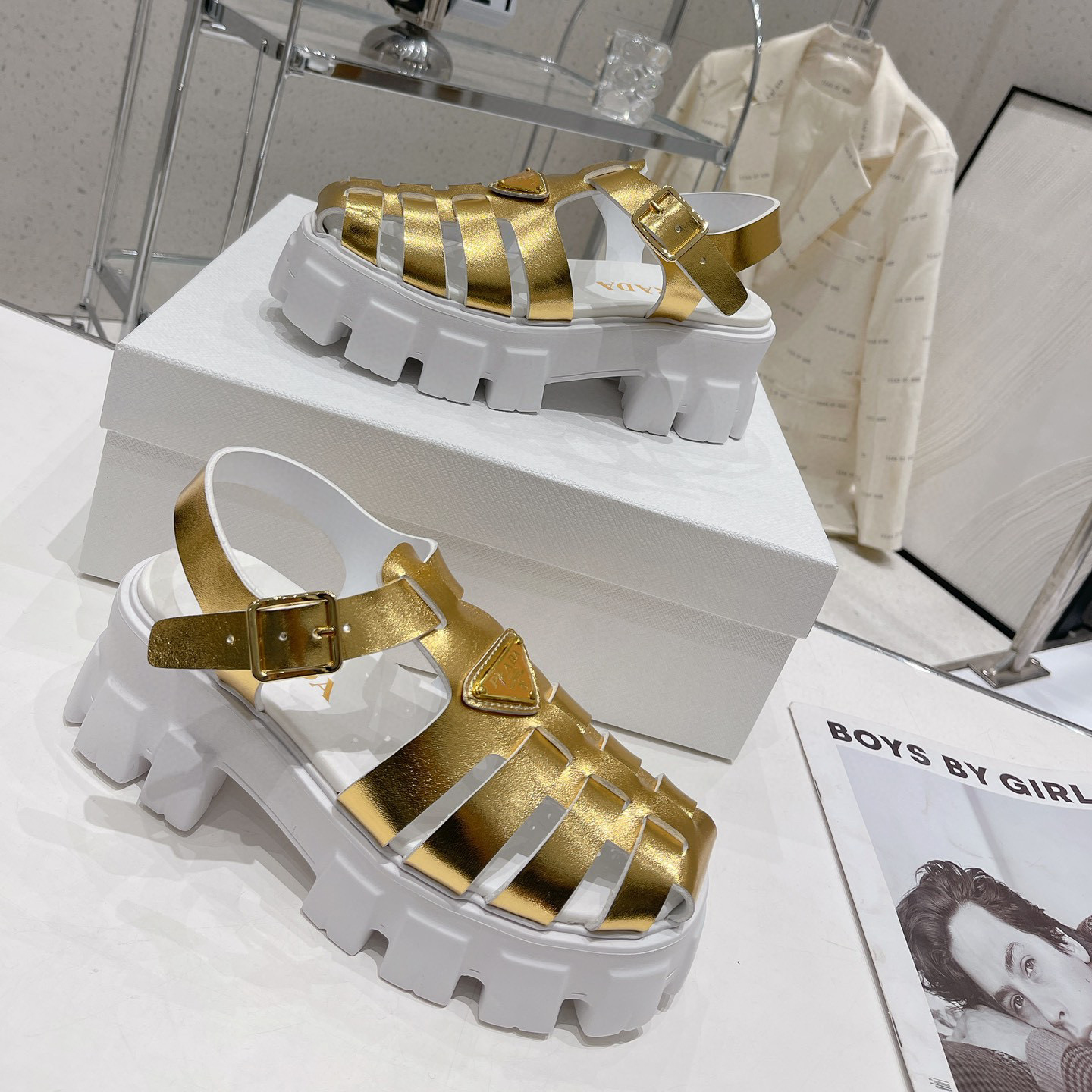 Prada  Leather Round Head Buckle Sandals Slide (Replica)