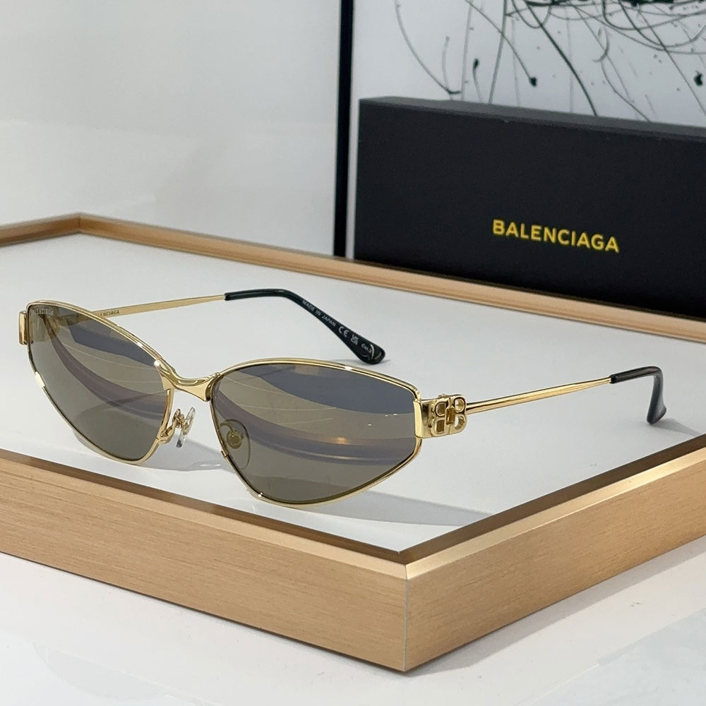 Balenciaga Metal Thin Mirror leg Strap Logo sunglasses Top quality (Replica)