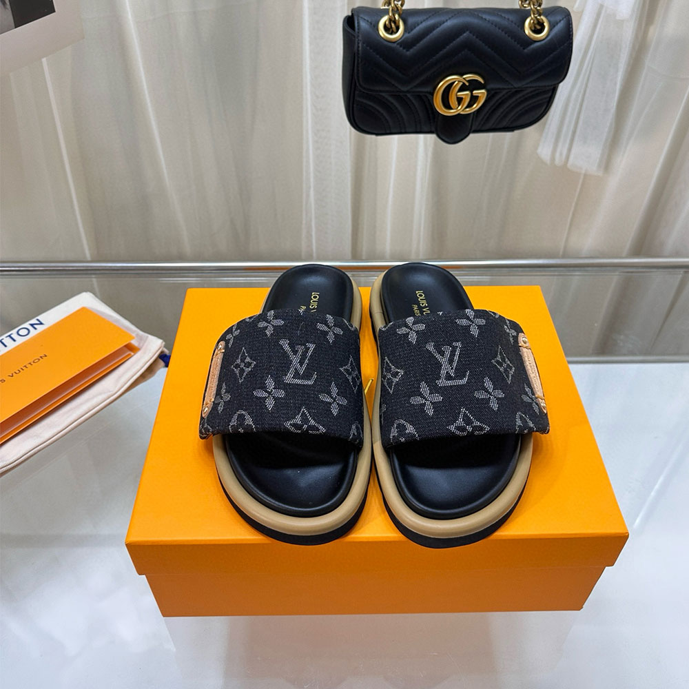 Louis Vuitton LV Pillow Comfortable Slide Sandals (Replica)