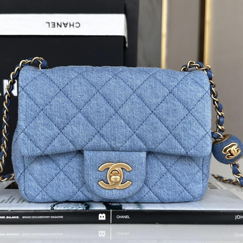 Chanel Classic Flag Bag Quilted Denim 20CM(Replica)