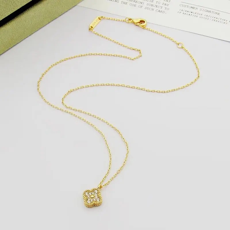 Van Cleef & Arpels Necklace (replica)