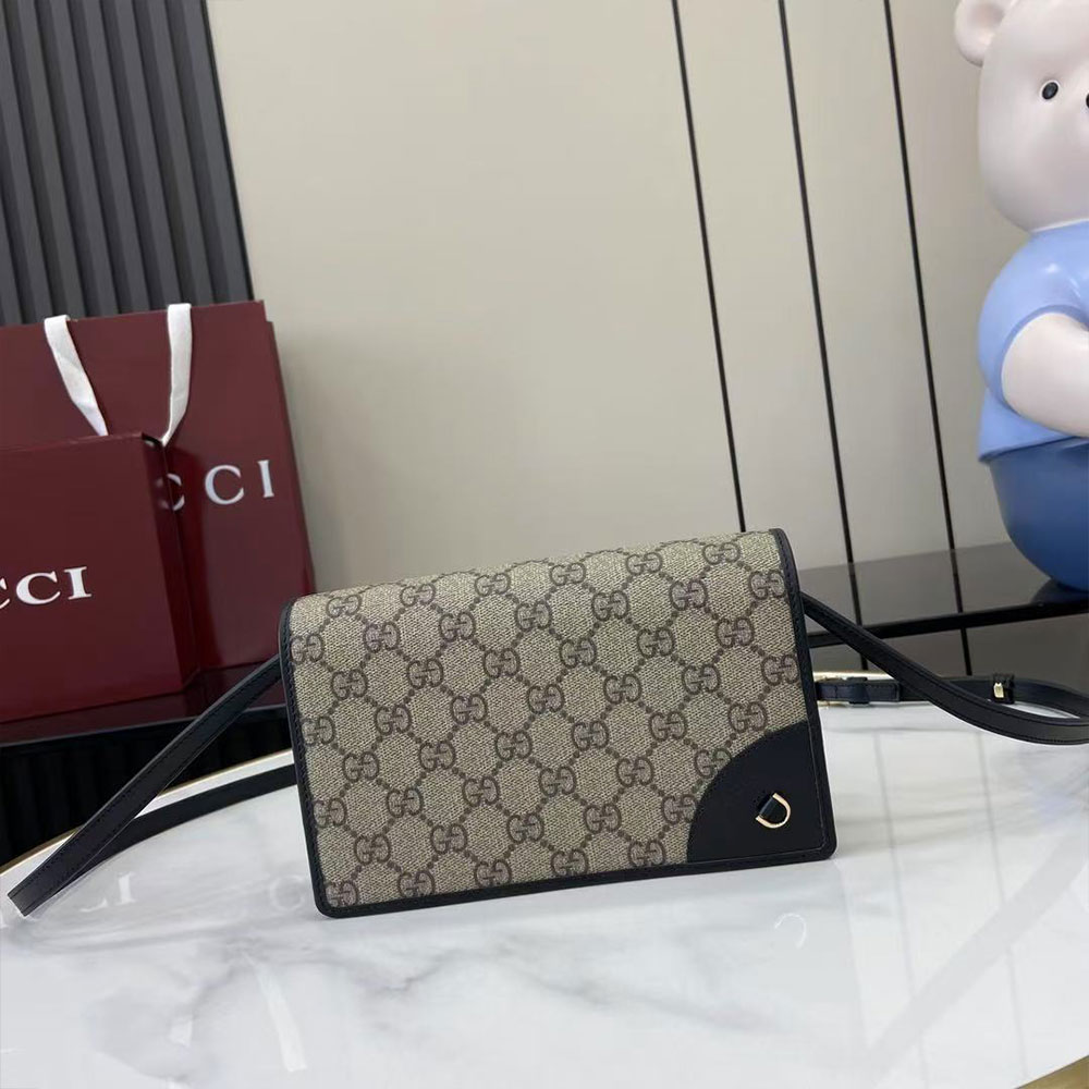 Gucci Emblem Series Super Mini Shoulder Bag (Replica)