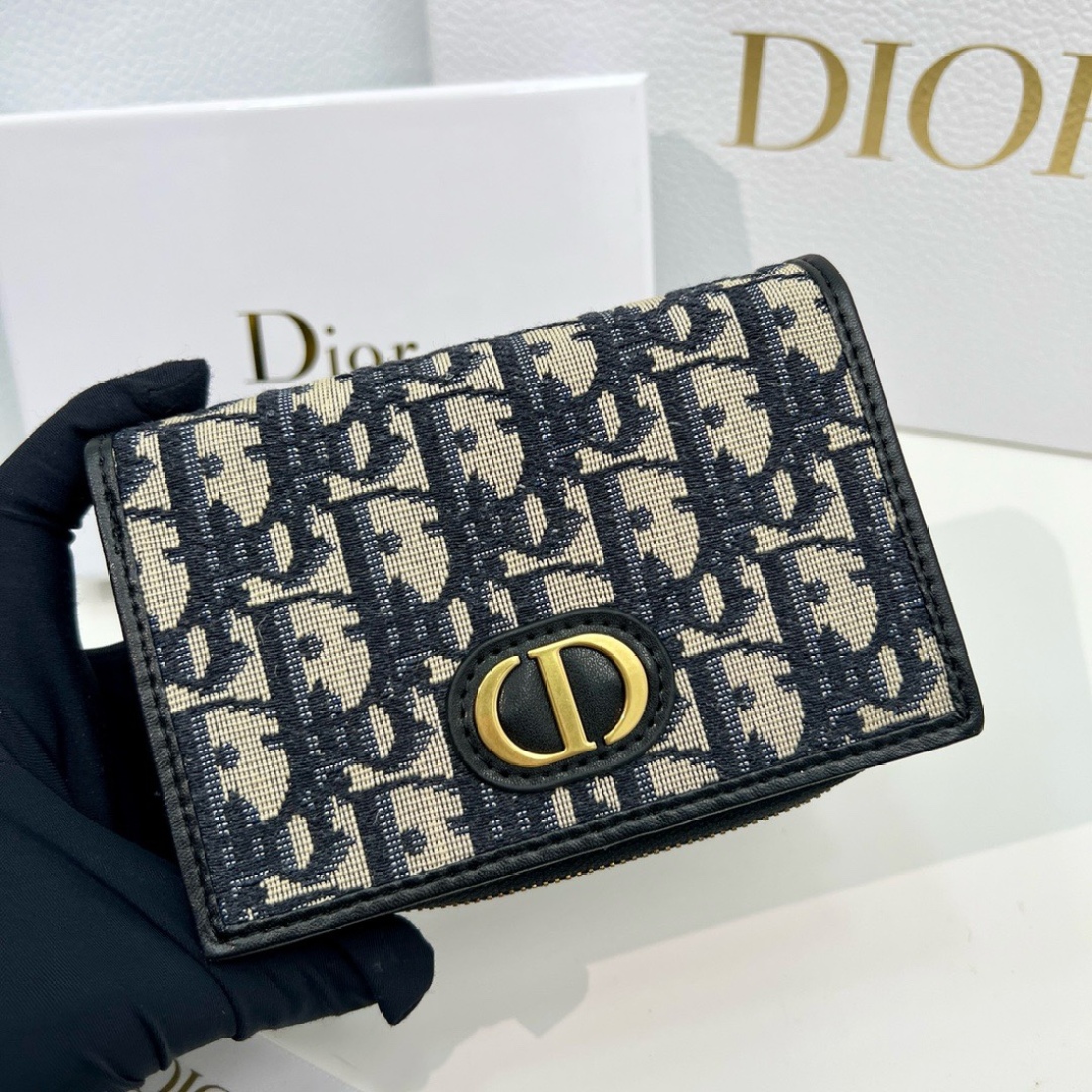 Dior 30 Montaigne Zipper Wallet(Replica)
