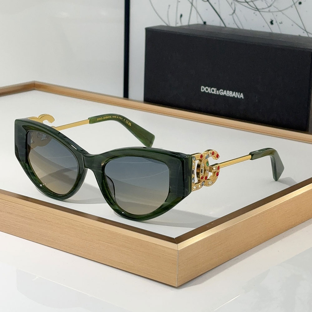 DOLCE & GABBAN DG Large Logo With Metal Mirror legs Sunglasses Top quality (Replica)