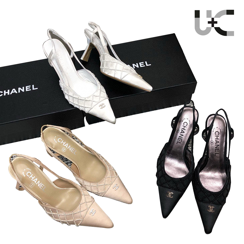 CHANEL Vintage Double C Pointed Toe Heels (Replica)