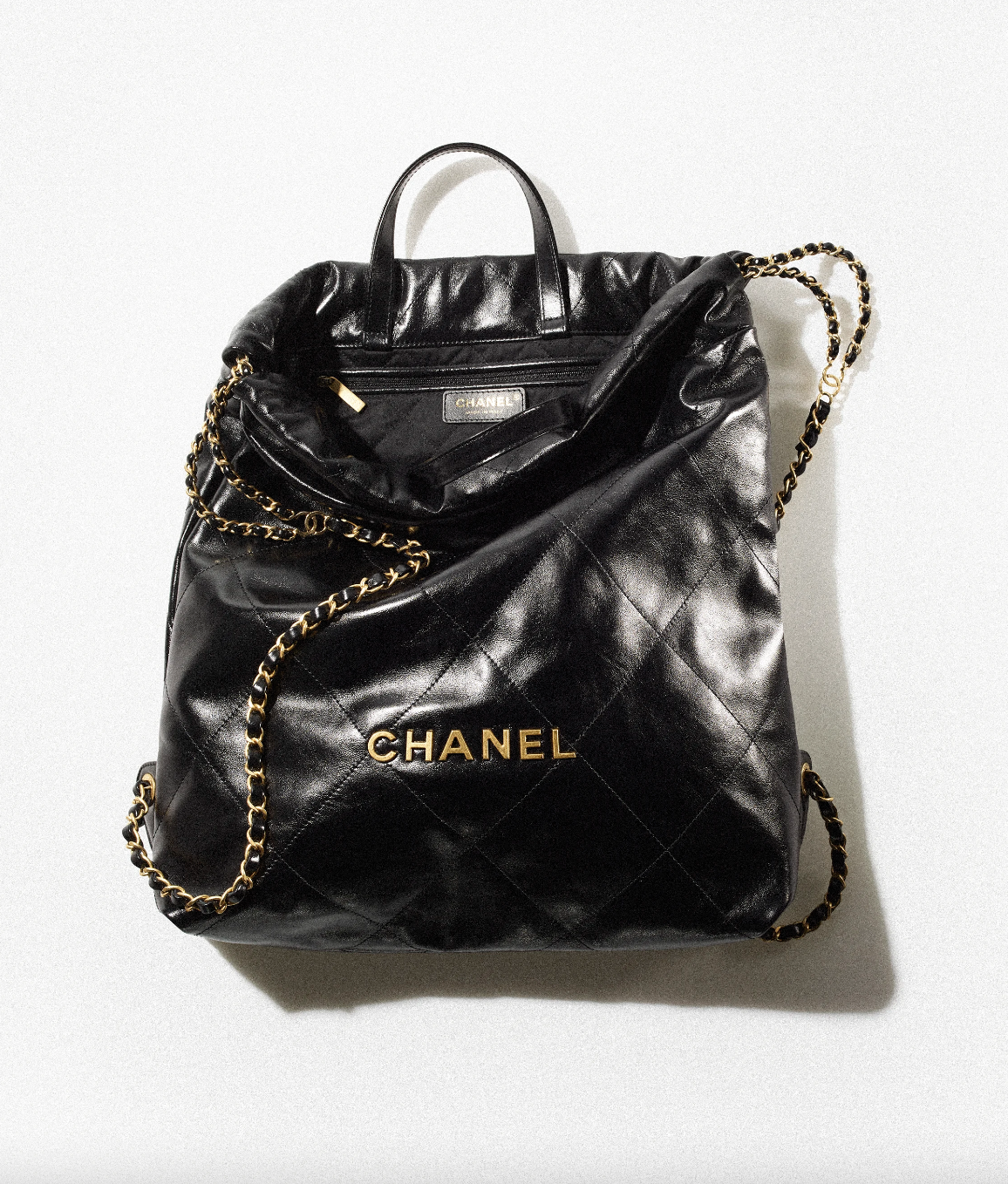 CHANEL 22 BACKPACK Calfskin & Silver Metal Black