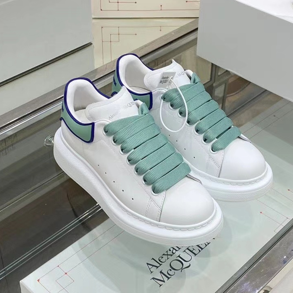 Alexander McQueen‘Larry’sneakers (Replica)