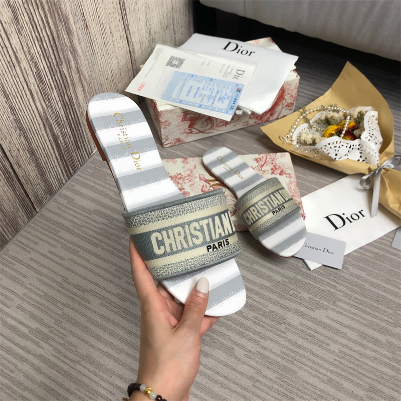 Dior DWAY Slide Slipper Sandals (Replica)