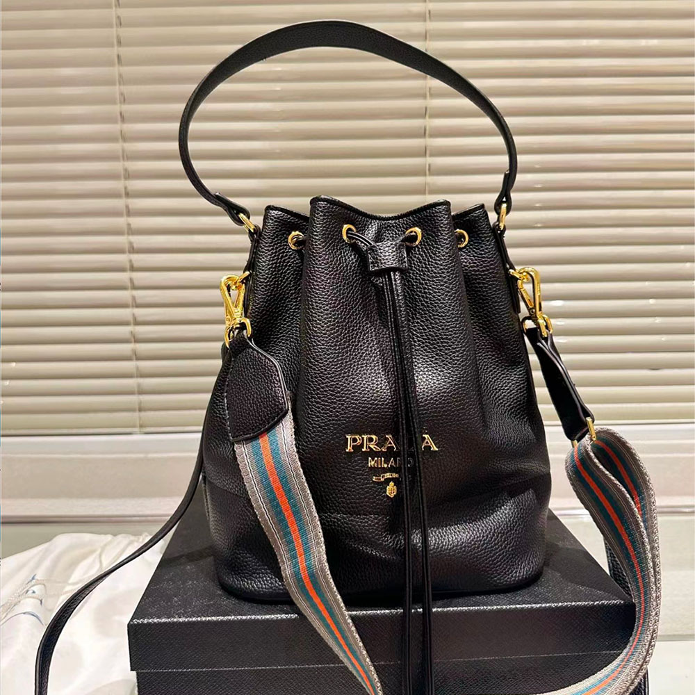 Prada Drawstring Cowhide Bag（Replica）