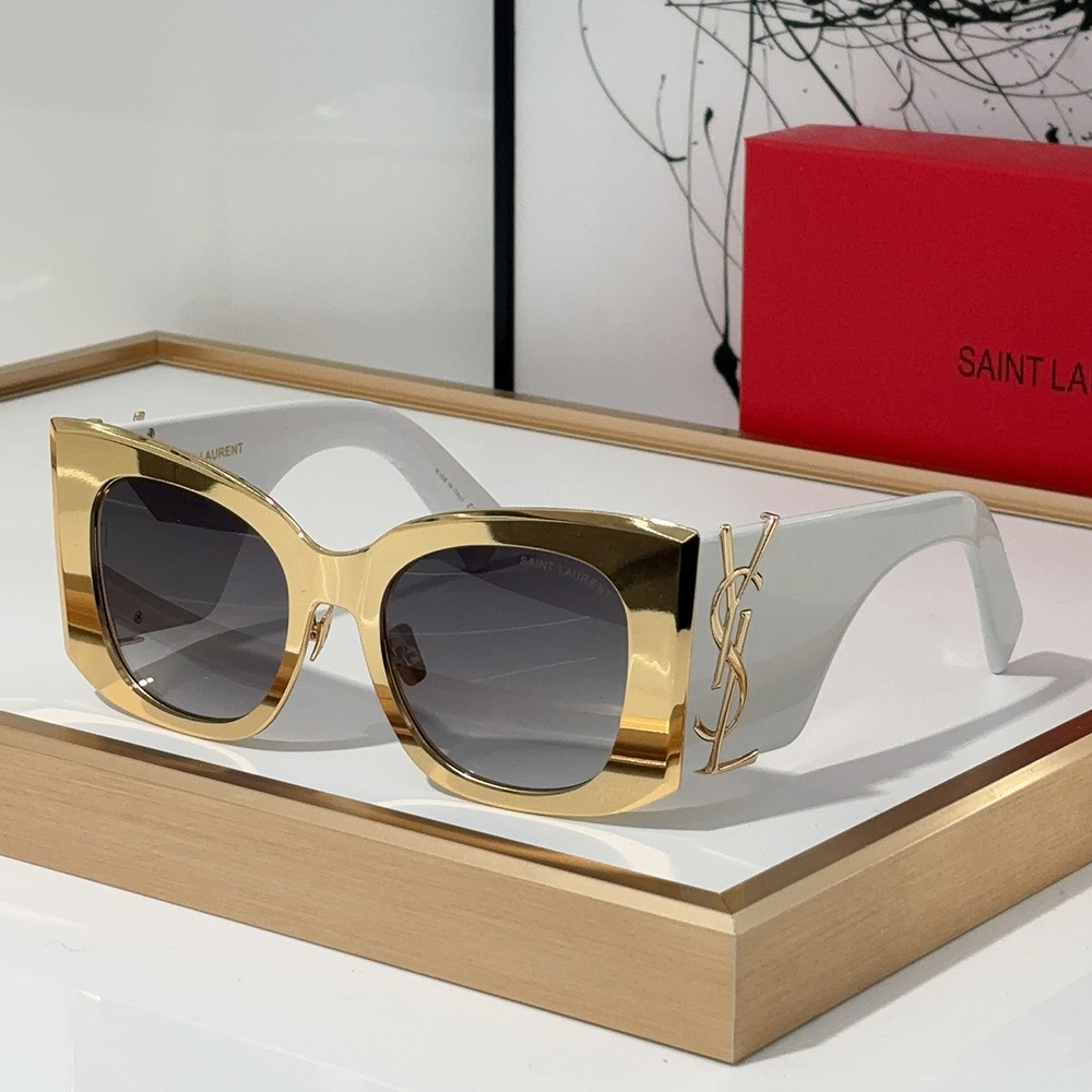 Saint Laurent YSL Logo Embellished Sunglasses Top Quality(Replica)